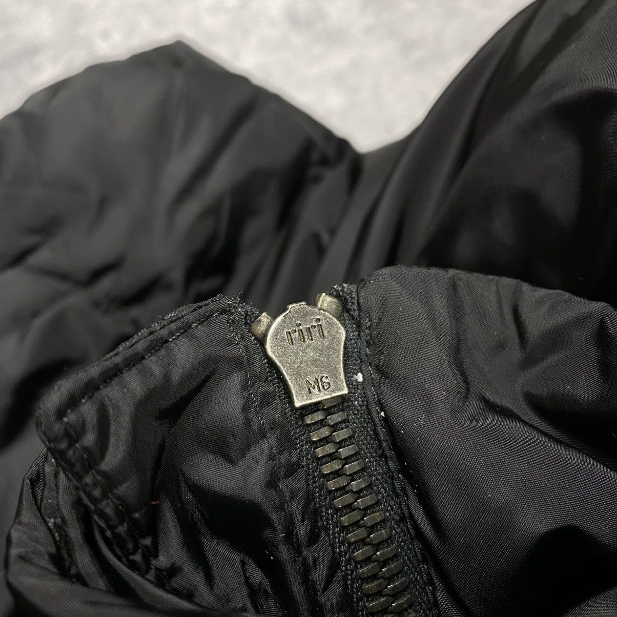 Prada ❗️RARE❗️Prada Nylon Down Vest Luxury Style Black Women Size 46 Size L / US 10 / IT 46 - 11 Thumbnail