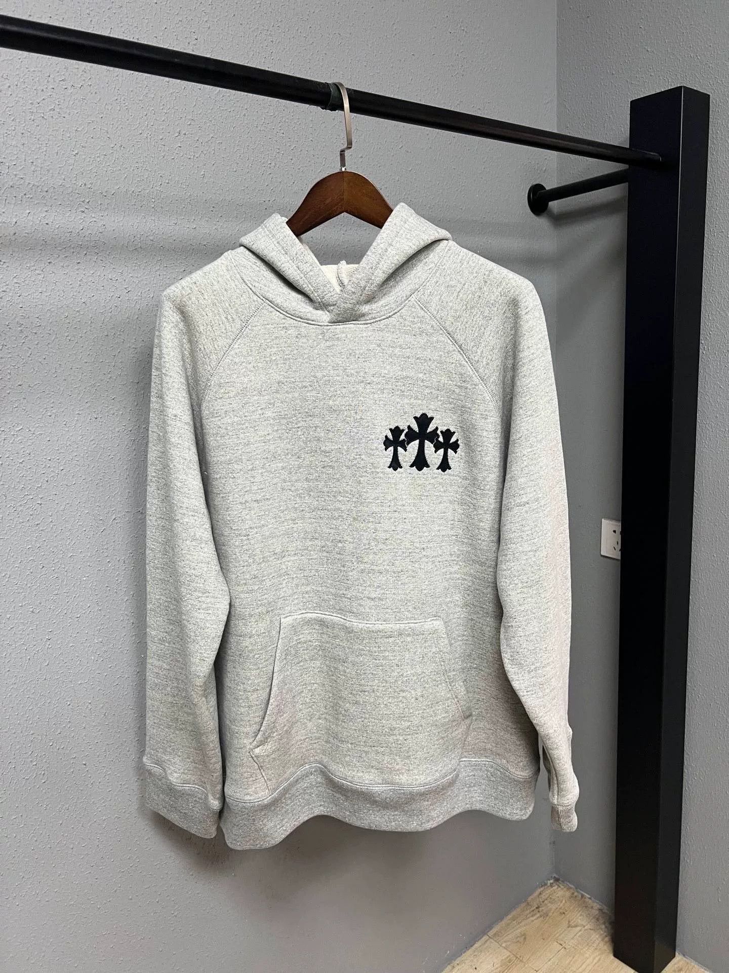 Chrome Hearts chrome hearts new cross hoodie sweatshirt Size US S / EU 44-46 / 1 - 1 Thumbnail