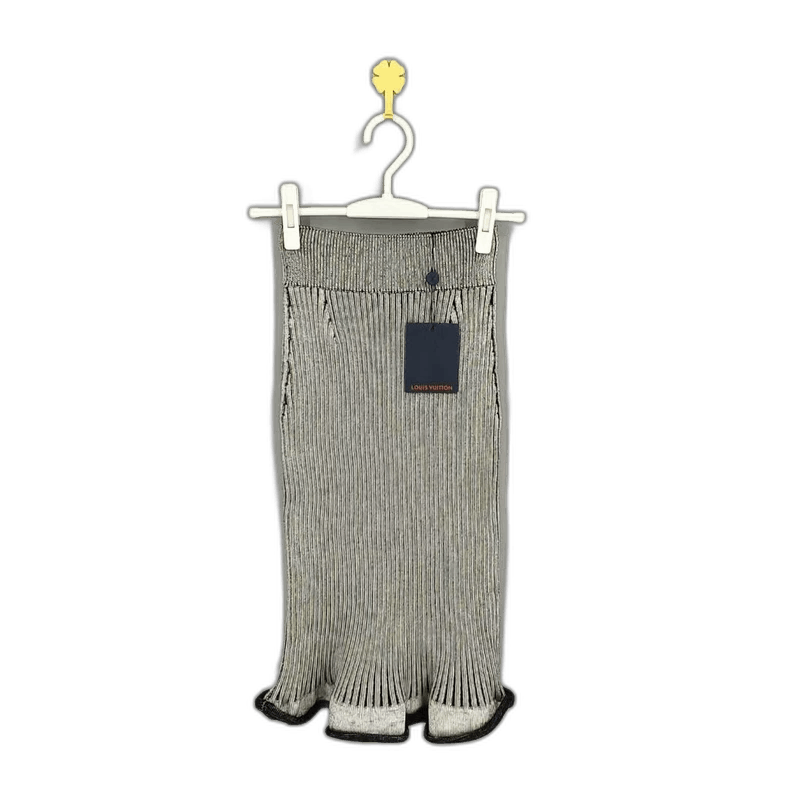 Louis Vuitton gray ribbed knit flared hem midi skirt Size 28" / US 6 / IT 42 - 1 Thumbnail
