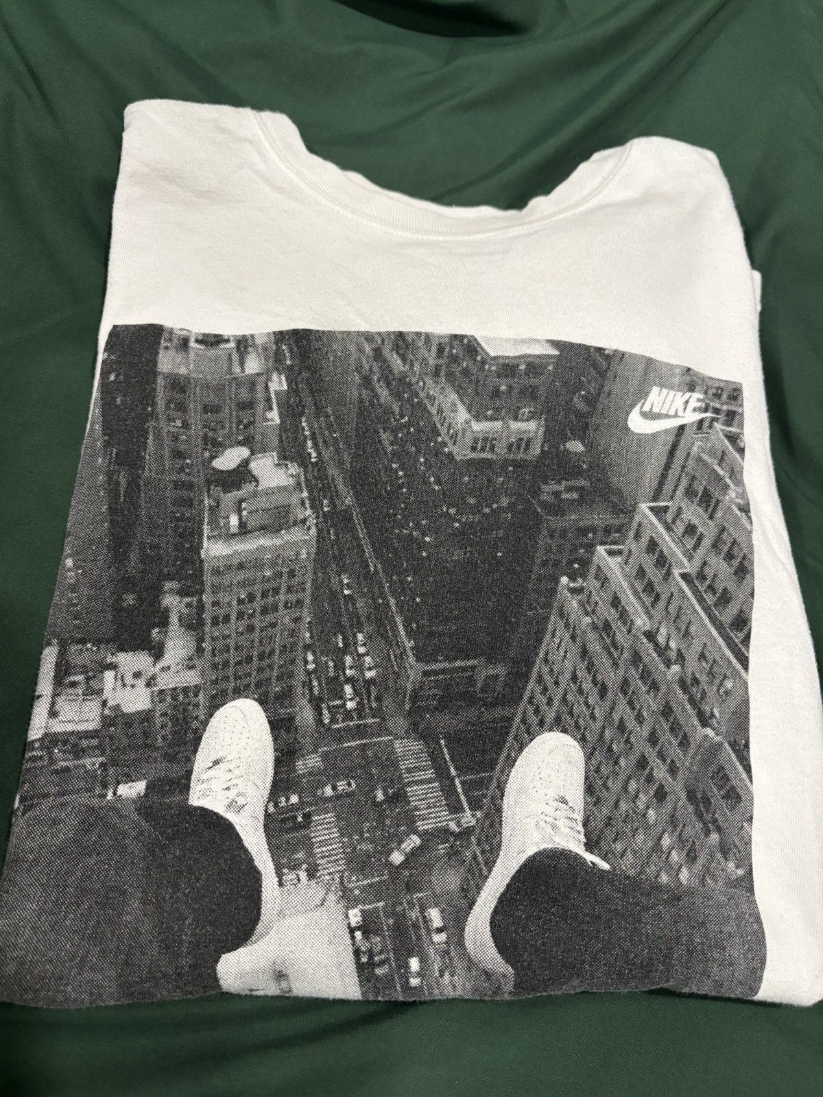Nike White Nike tshirt Size US L / EU 52-54 / 3 - 1 Thumbnail