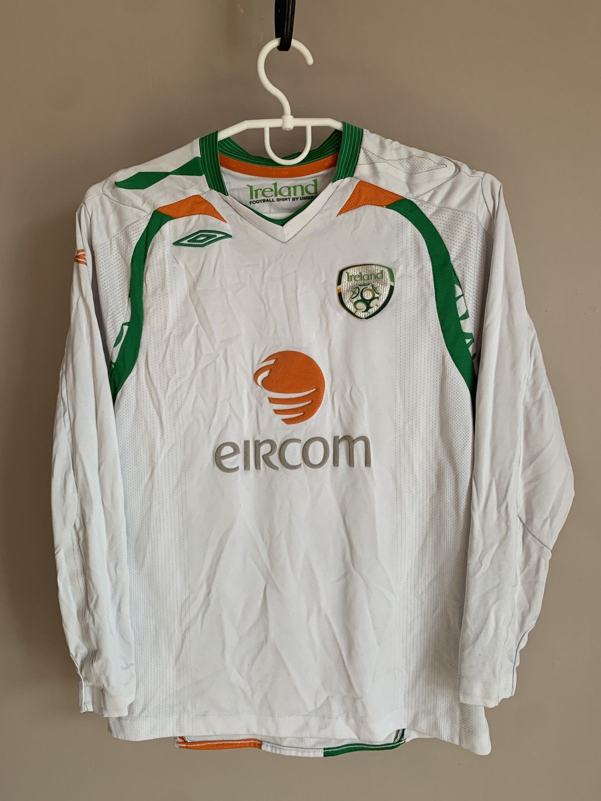 Republic of Ireland Away Football Shirt Umbro Soccer Jersey