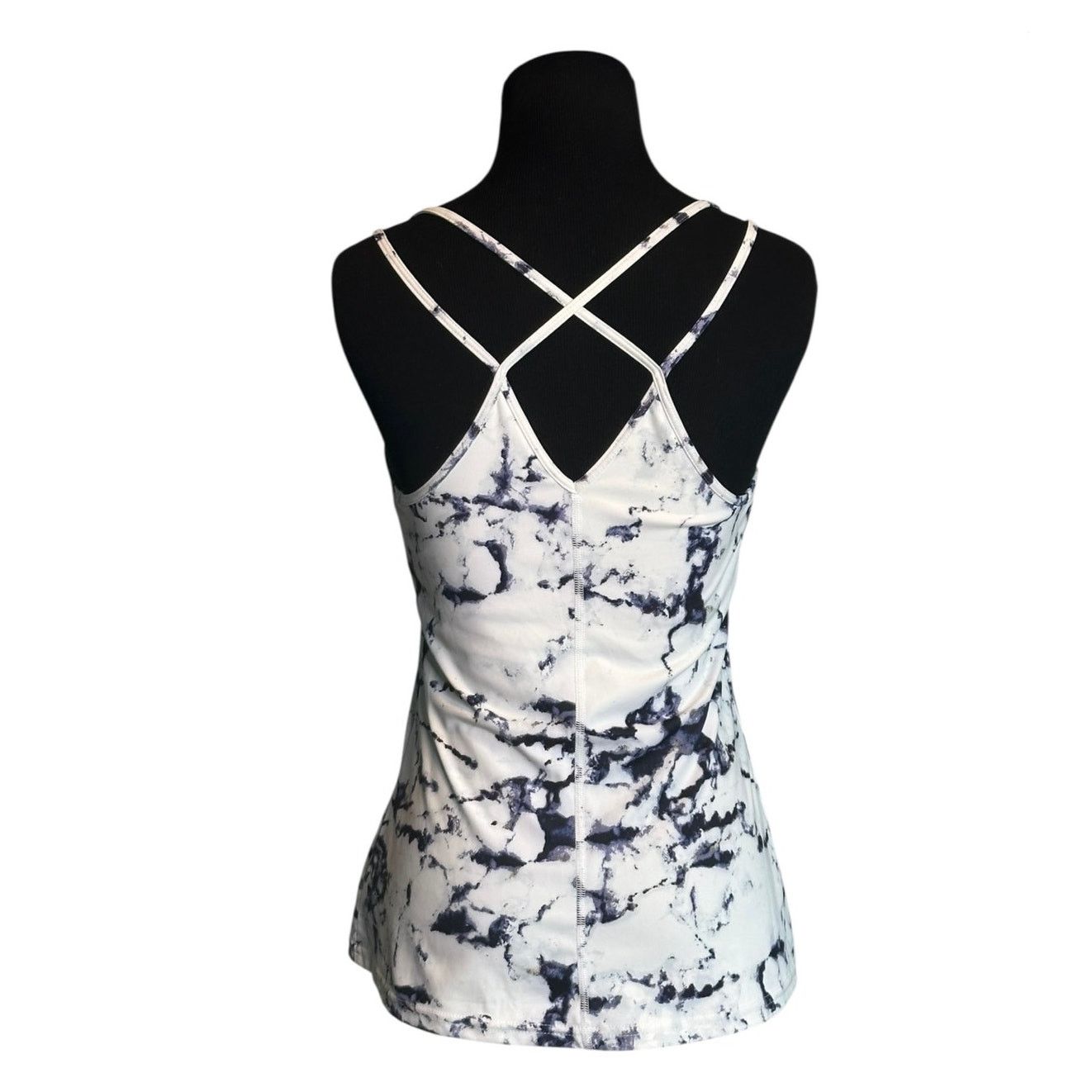 Old Navy Old Navy white purple bra build in tank top size medium Size M / US 6-8 / IT 42-44 - 8 Thumbnail