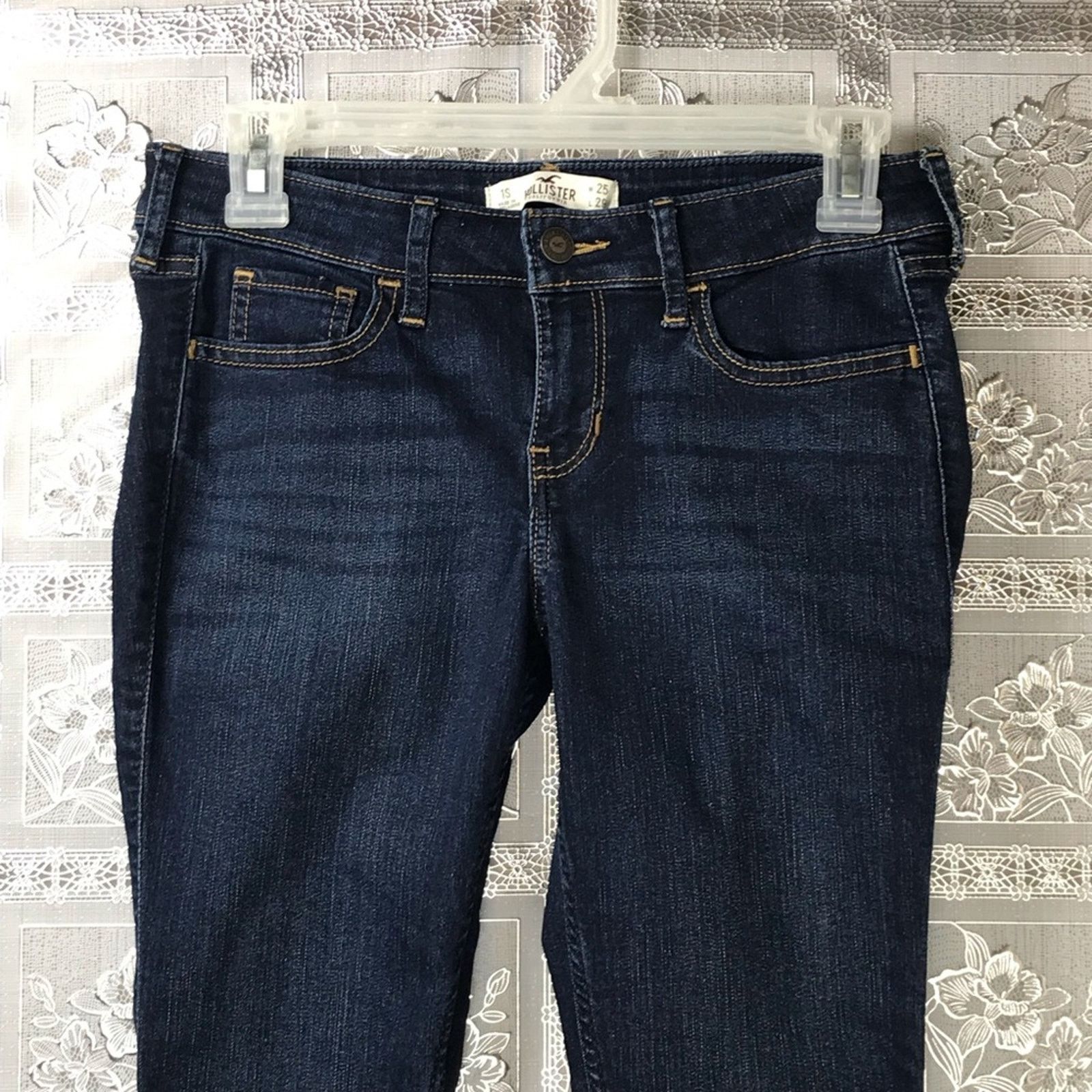 Hollister Hollister Women's Blue Jeans Size 1S (W 25 L 29) Size 25" / US 0 / IT 36 - 3 Thumbnail
