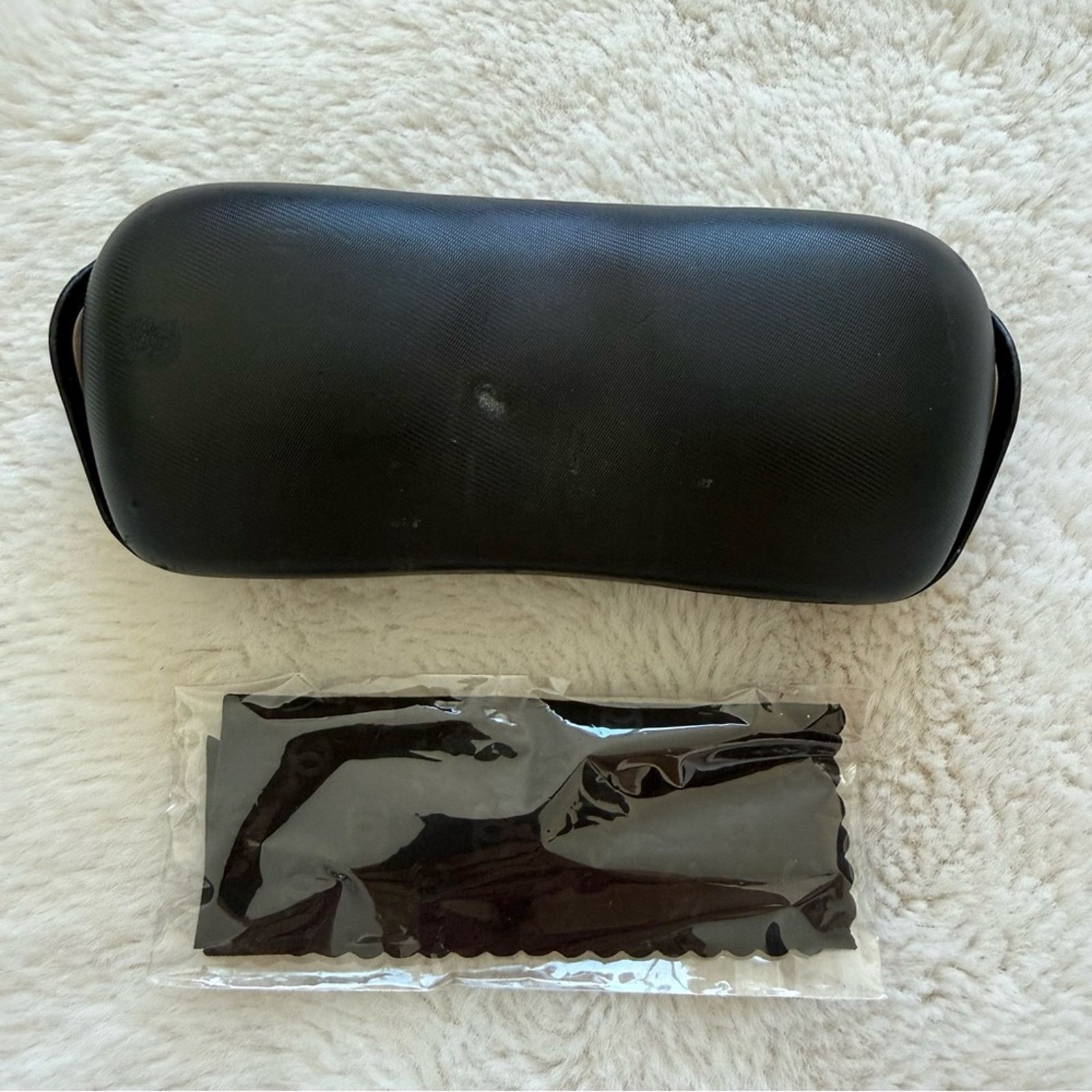 Chanel CHANEL vintage sunglasses case Authentic Size ONE SIZE - 2 Thumbnail