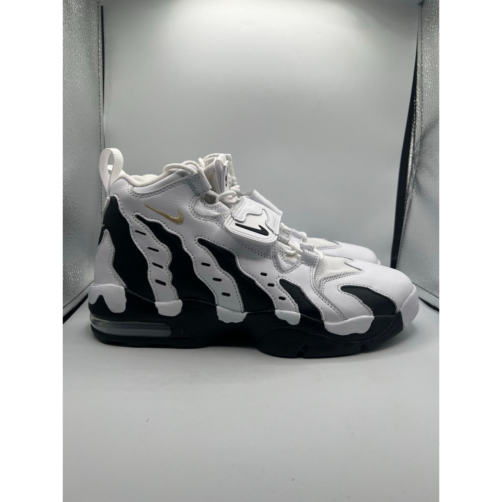 Nike Nike Air DT Max ‘96 “Colorado Away- White Black” size 10 men Size US 10 / EU 43 - 3 Thumbnail