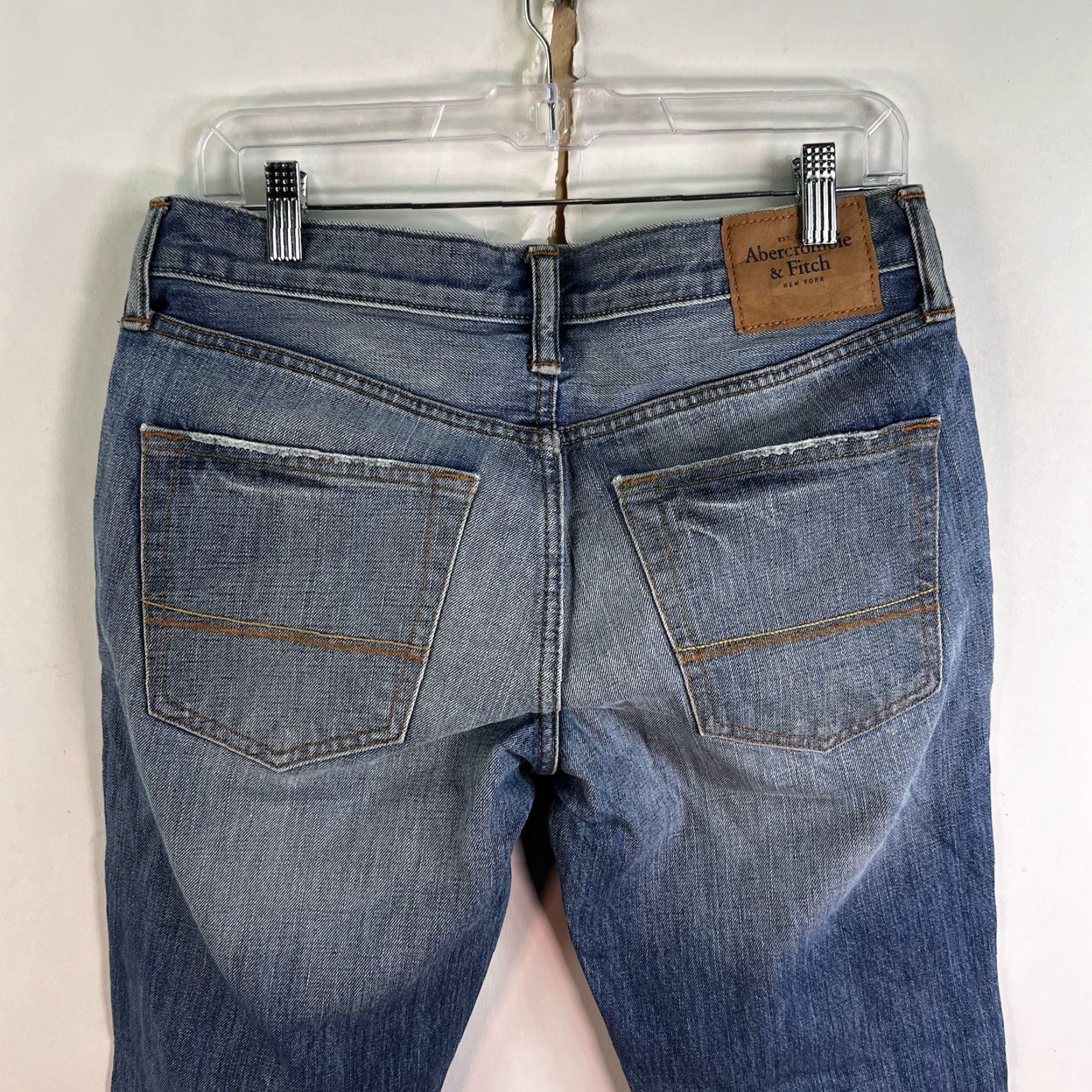 Abercrombie & Fitch Abercrombie & Fitch Denim Jeans Mens 31 Skinny Blue Vintage 90s USA Slim 5-Pocket Distressed Denim Blue jeans Mens Size 31 x 30 Size US 31 - 7 Thumbnail