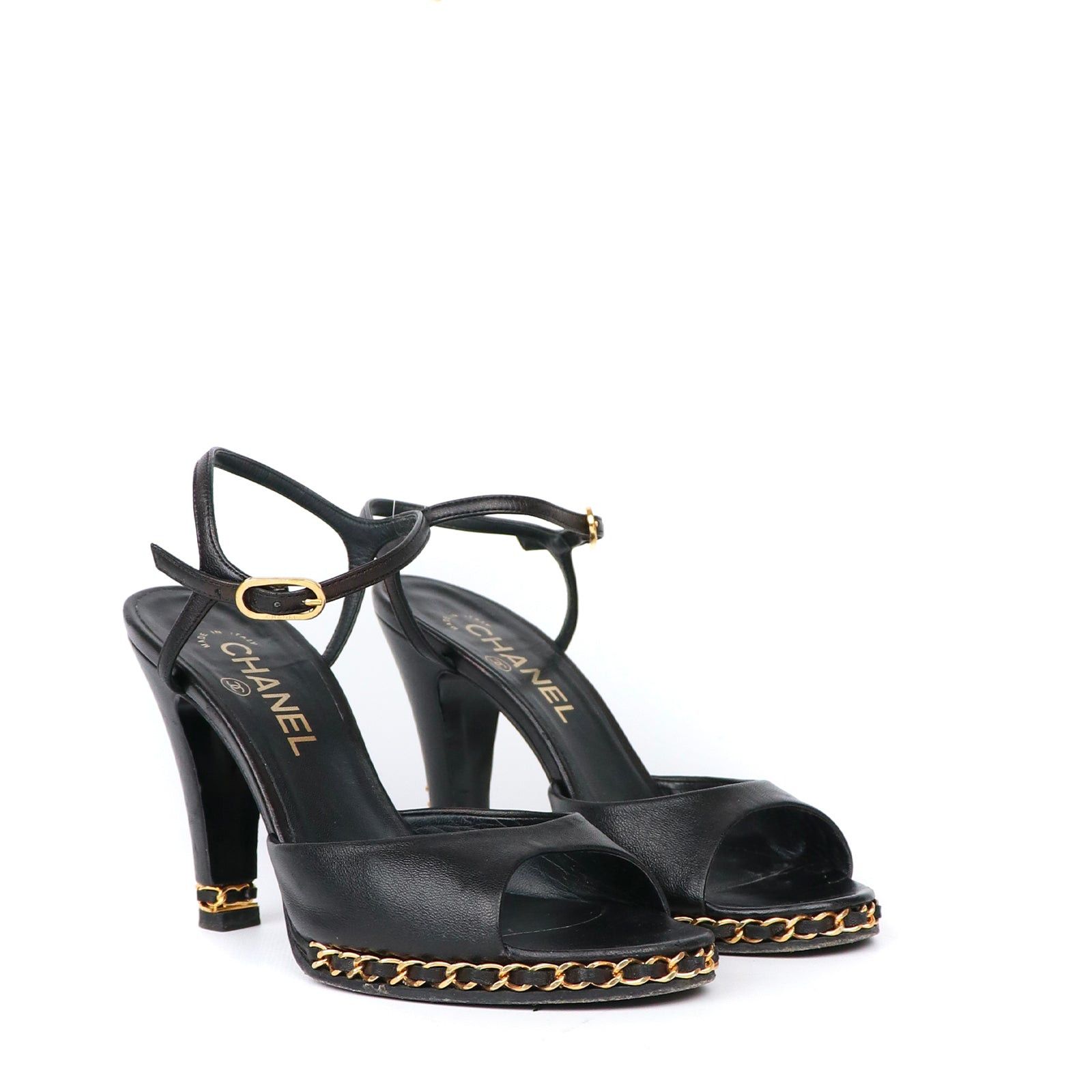 CHANEL - Timeless pumps (T37.5)