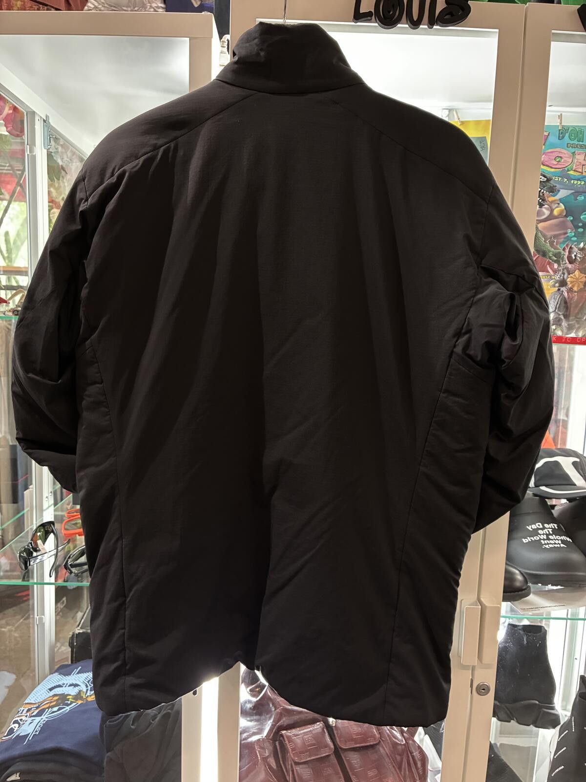 Arc'teryx LEAF Arc'Teryx ATOM AR size small black military jacket Size US S / EU 44-46 / 1 - 2 Thumbnail