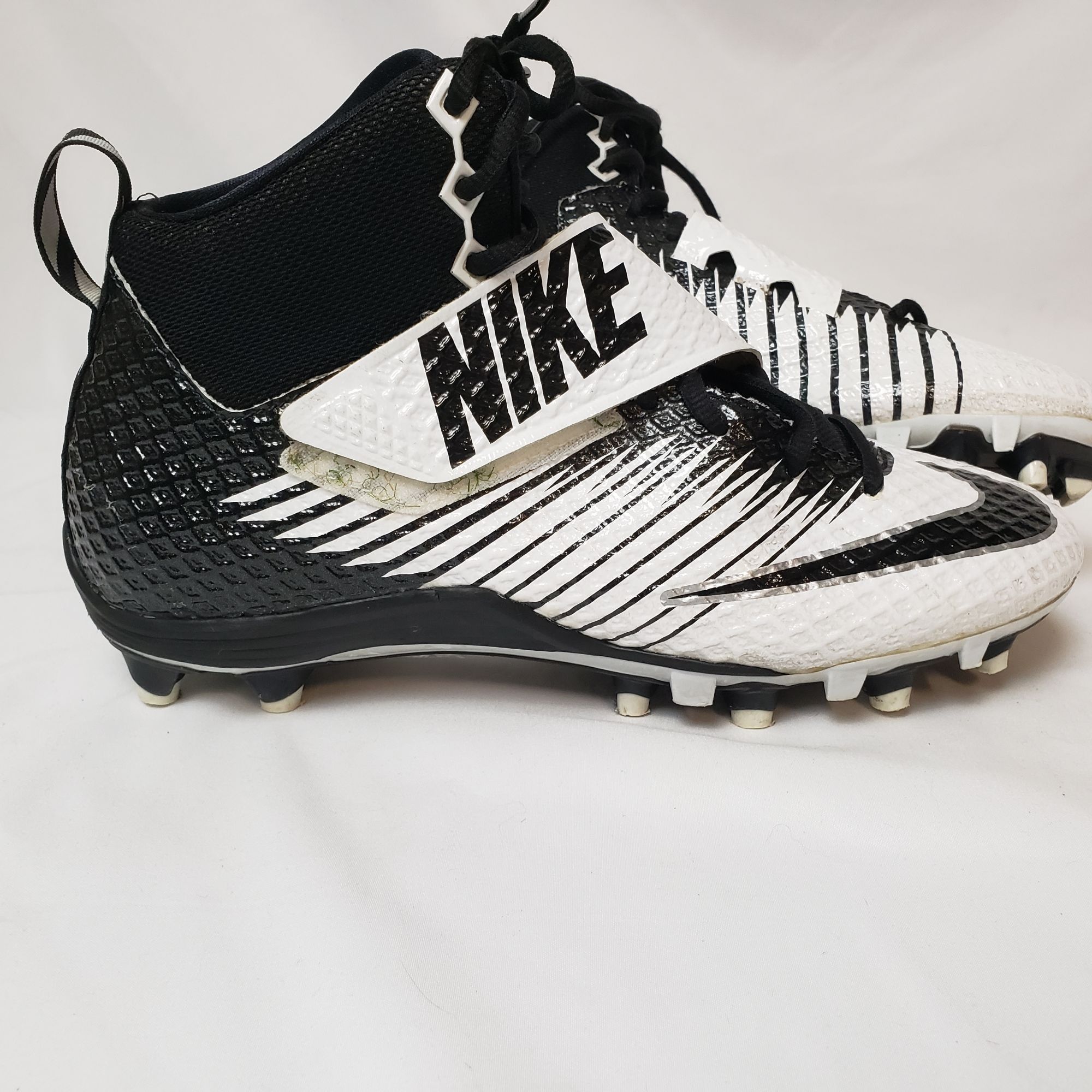 Nike lunarbeast strike pro td clearance