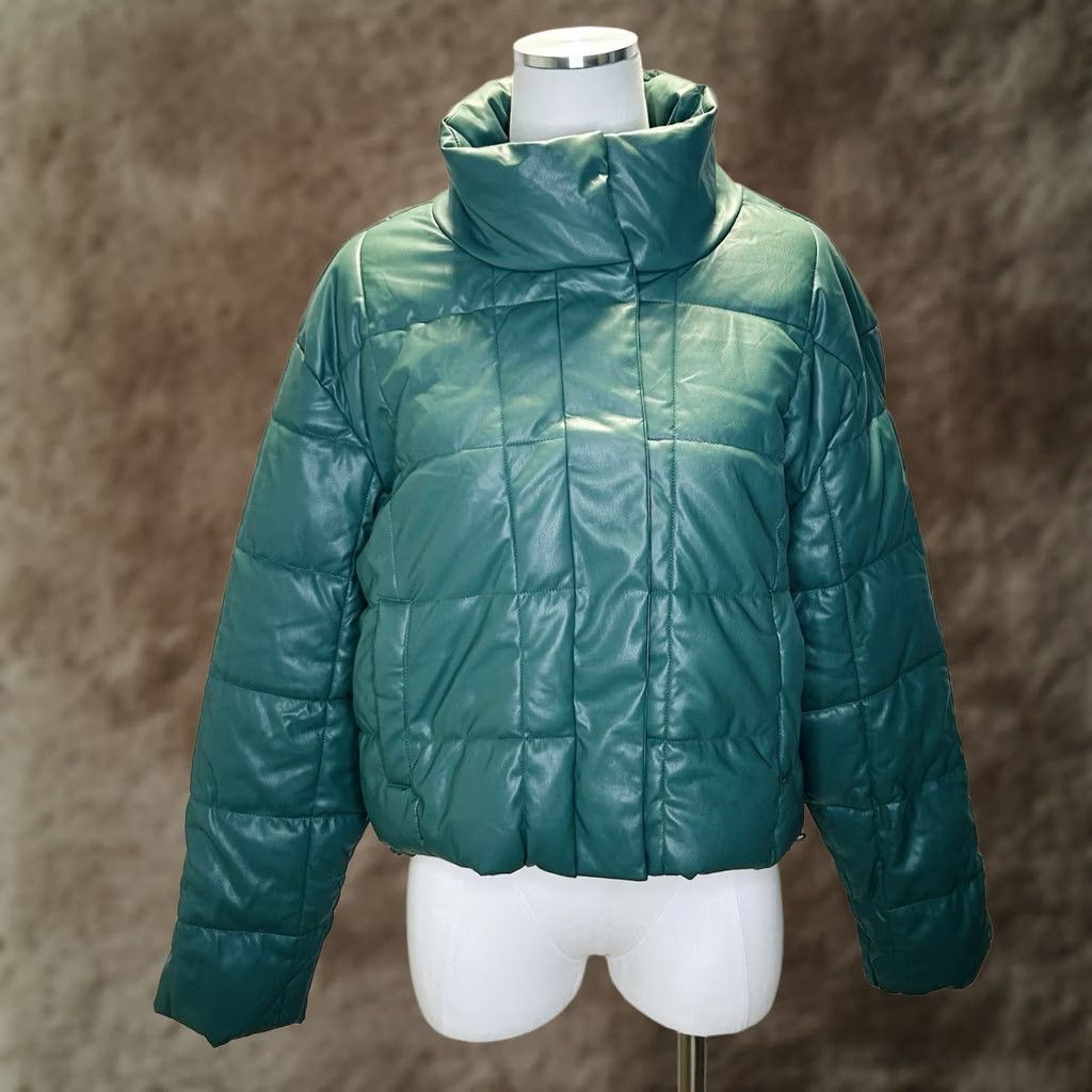 Vintage VINTAGE Windsor Love Tree Vegan Leather Puffer Crop Jacket Womens L Green Size L / US 10 / IT 46 - 1 Thumbnail