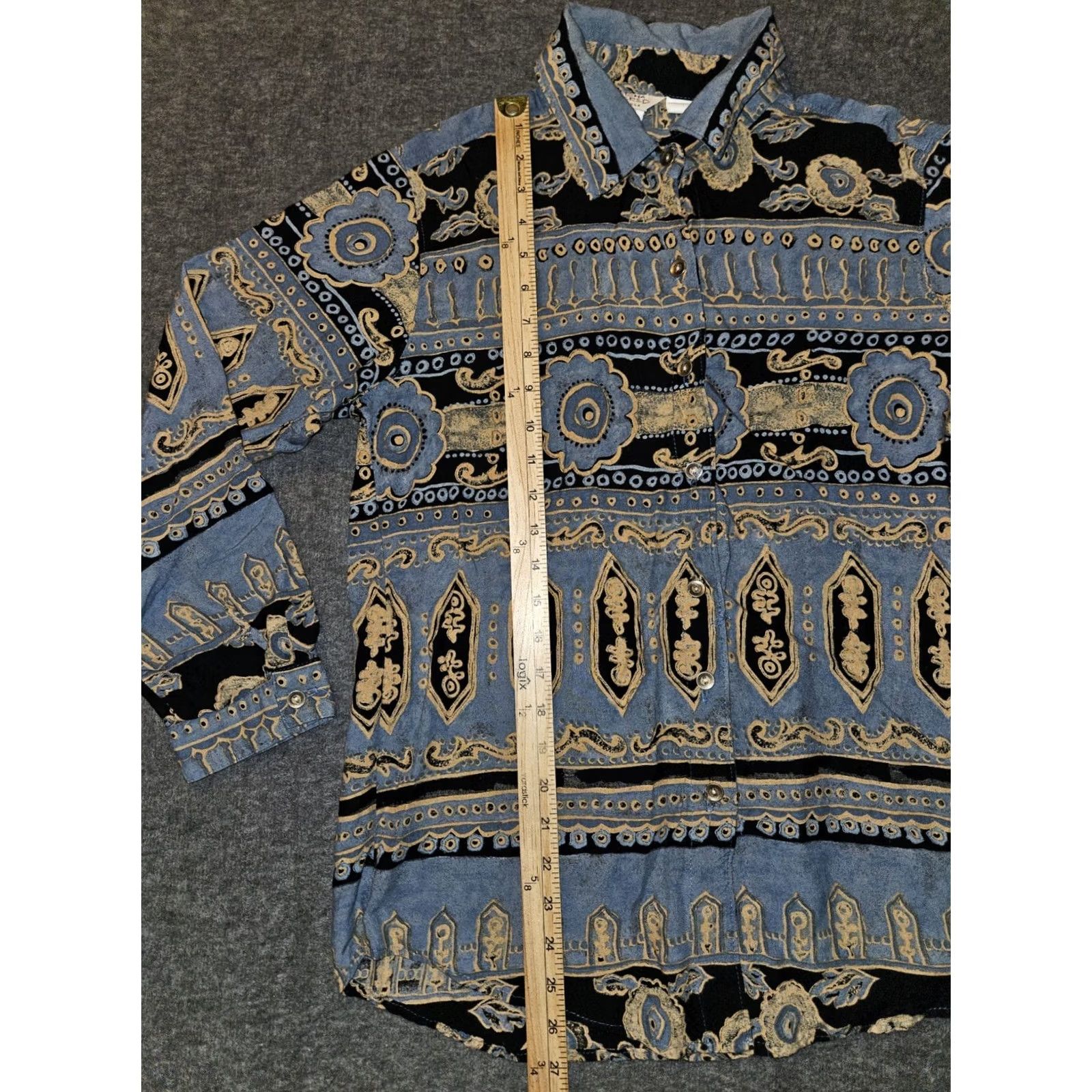 Gotcha VINTAGE Gotcha Covered Shirt Womens M Blue Button Women USA Paisley Rayon Size M / US 6-8 / IT 42-44 - 4 Thumbnail