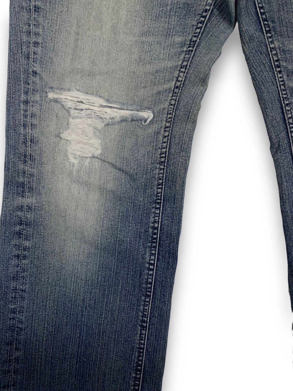 Japanese Brand Vintage Y2K Japanese Brand Frayed Leg Baggy Distressed Jeans Size US 34 / EU 50 - 7 Thumbnail