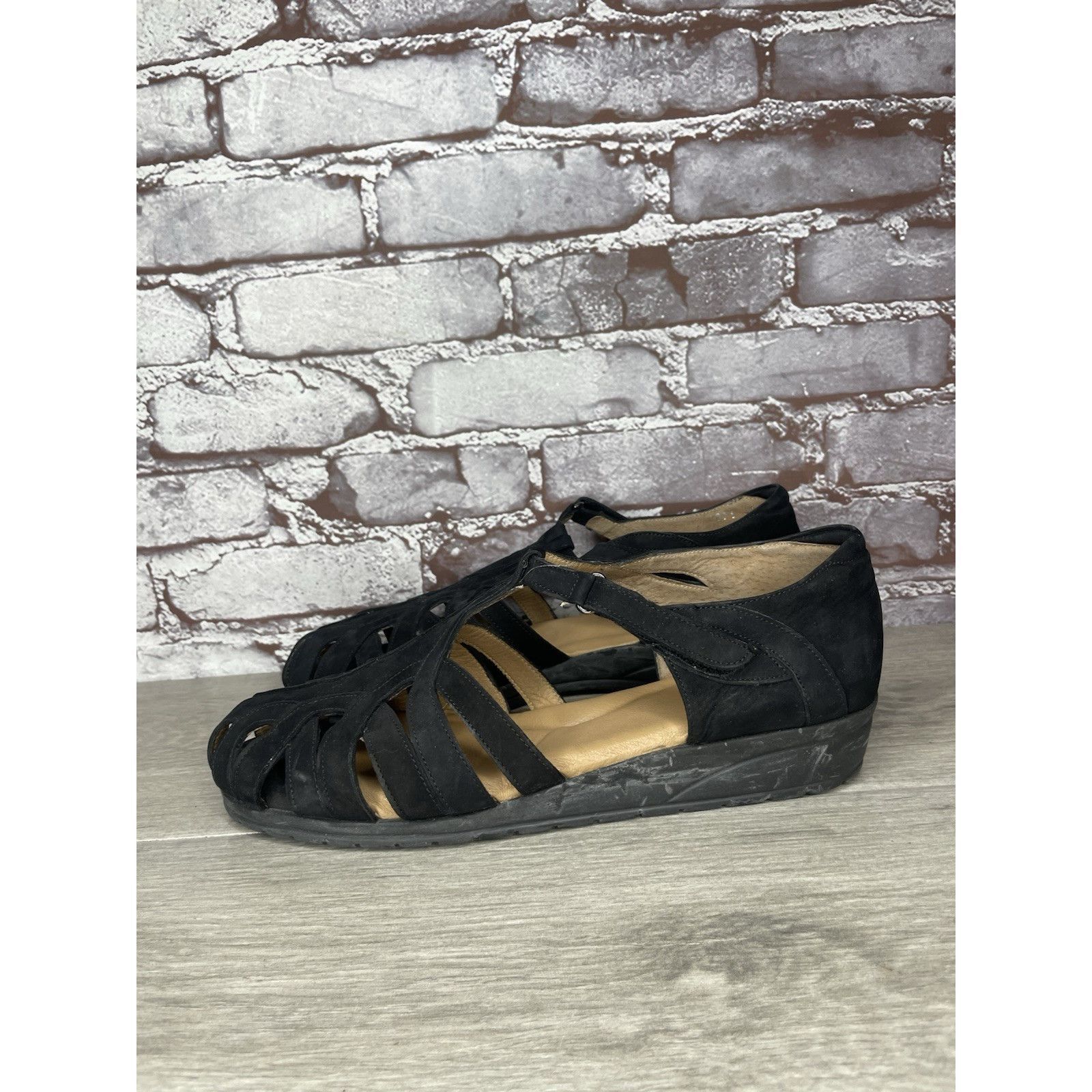 Beautiful Ful BeautiFeel Black Suede Leather Fisherman Strap Wedge Sandals Size US 12 / IT 42 - 18 Thumbnail