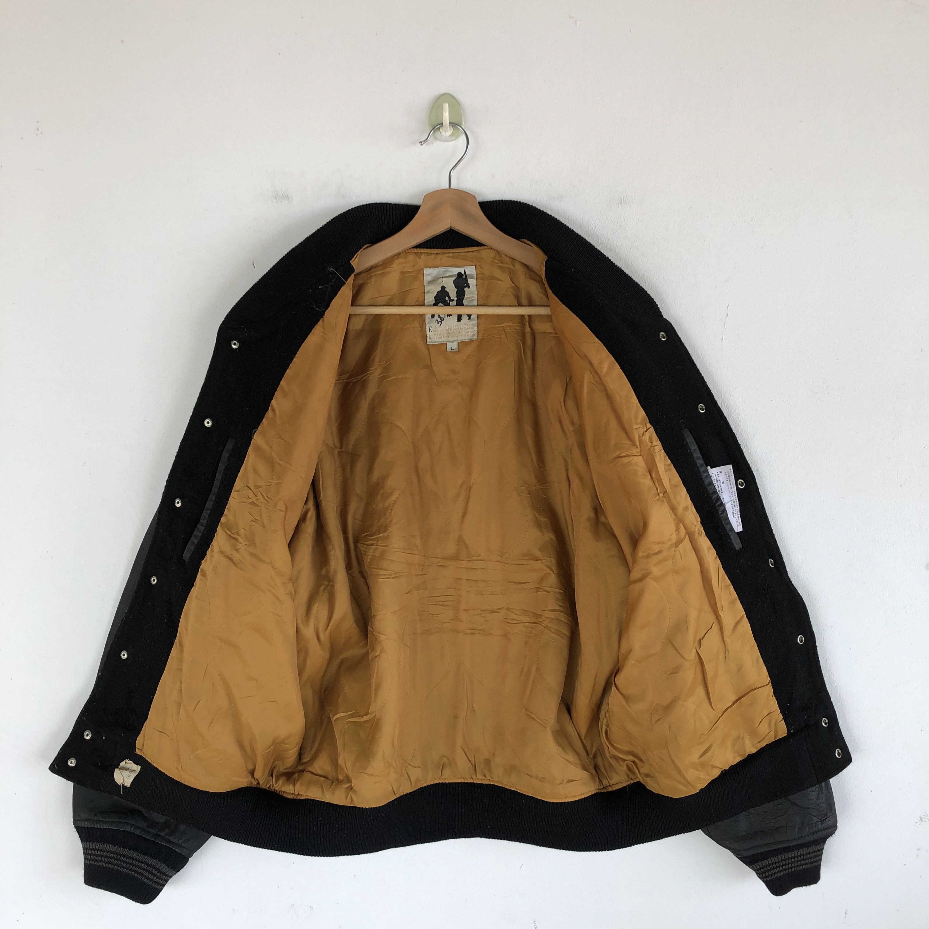 Japanese Brand Japanese 90s Varsity Jacket Letterman Leather Wool Jackets Size US L / EU 52-54 / 3 - 8 Thumbnail