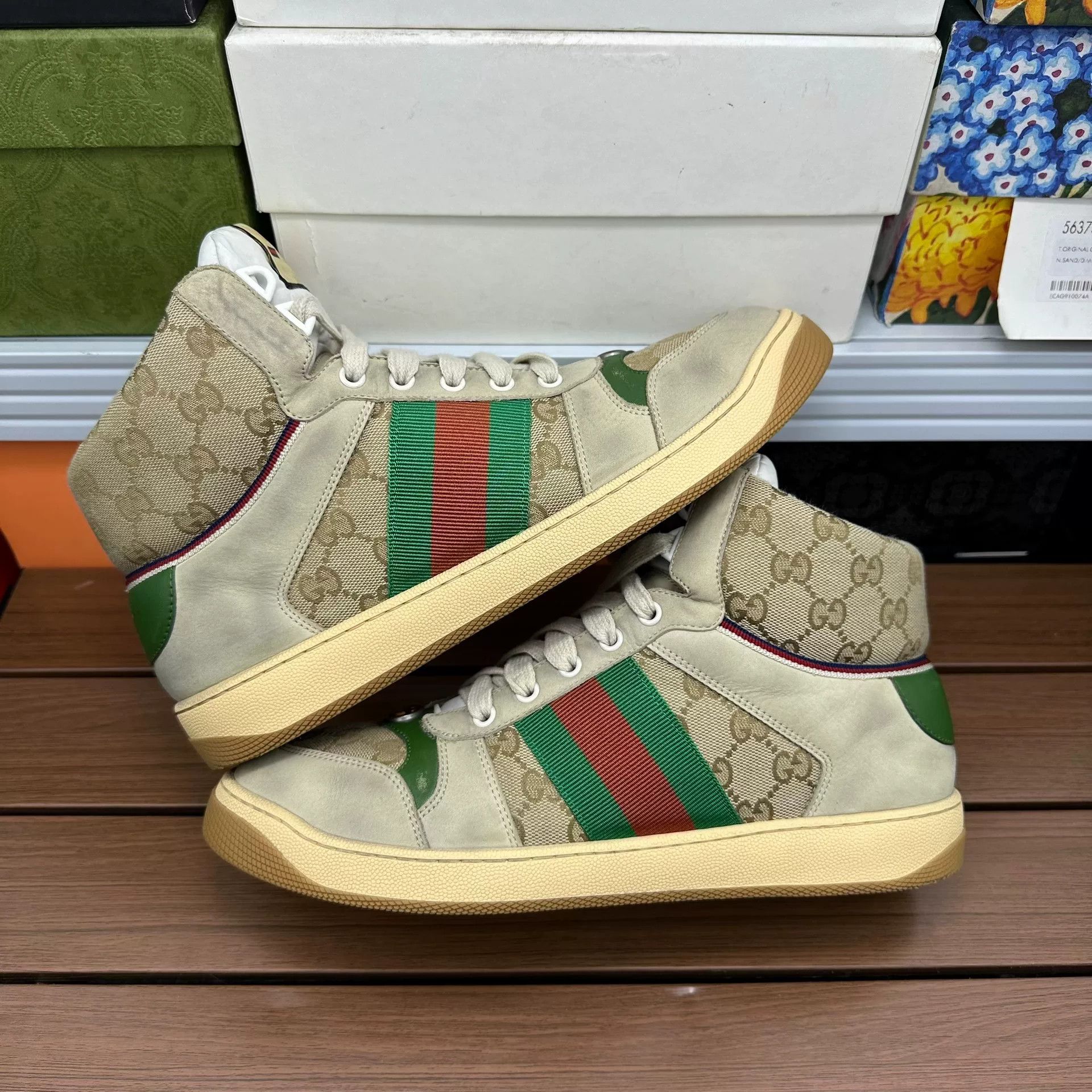 Gucci Gucci Distressed Lowtop Sneakers 9 Men Size US 9 / EU 42 - 1 Thumbnail