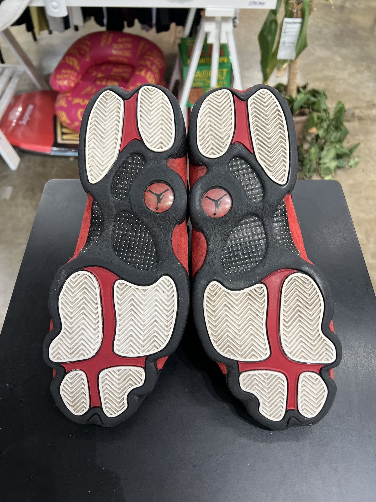 Jordan Brand Air Jordan 13 Bred Sz. 12 (2013) Size US 12 / EU 45 - 8 Thumbnail