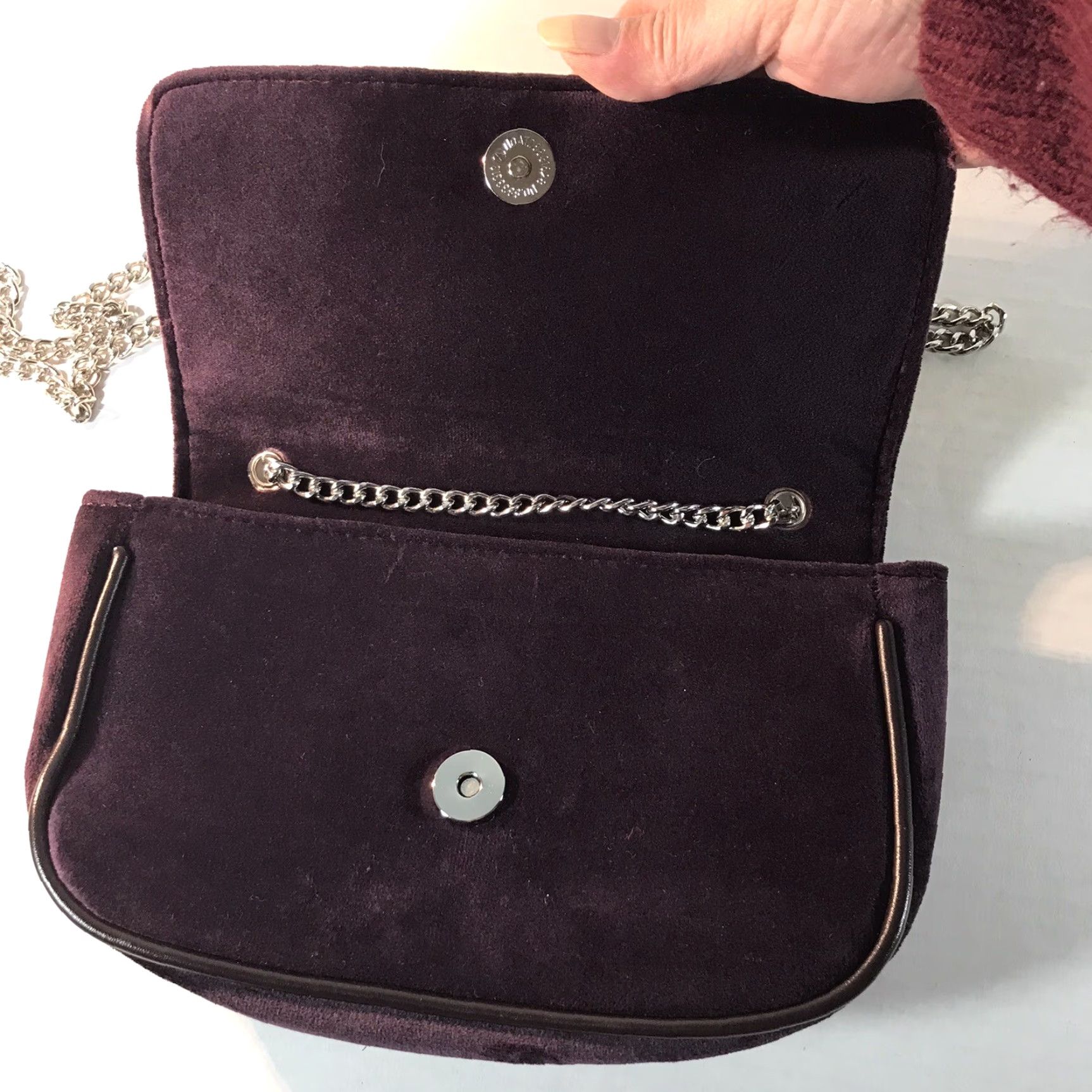 Venus VENUS Plum Velvet Small Shoulder Bag with Chain Strap and Rhinestones - Elegant Retro Design for Women Size ONE SIZE - 2 Thumbnail