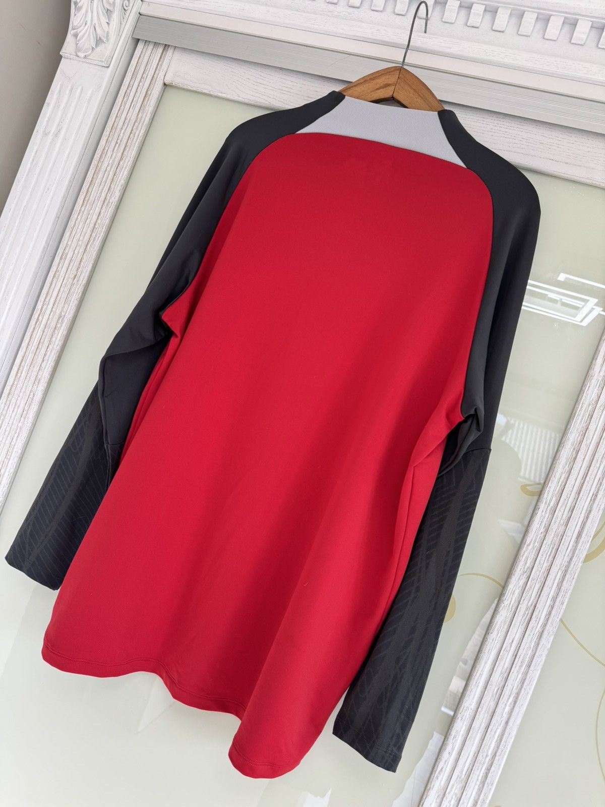 Nike Liverpool 2024-2025 Soccer Training Longsleeve Jersey Kit Size US XXL / EU 58 / 5 - 6 Thumbnail