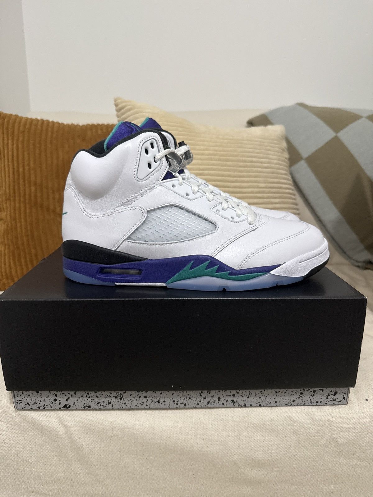 Jordan Brand Jordan 5 Retro Grape (2025) Size US 10 / EU 43 - 6 Thumbnail