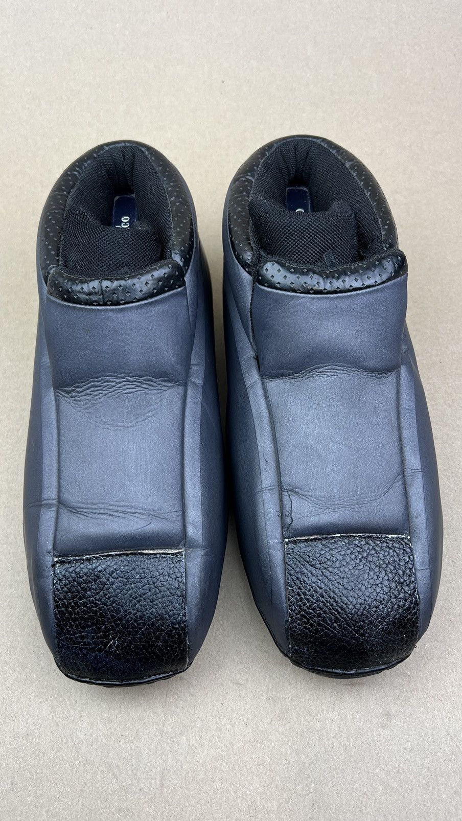 Adidas Kobe Two Adidas Sneakers Graphite Colorway Kobe Bryant Nike Size US 10 / EU 43 - 10 Thumbnail