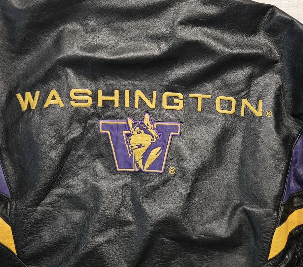 Pro Player WASHINGTON HUSKIES LEATHER JACKET Size US M / EU 48-50 / 2 - 3 Thumbnail