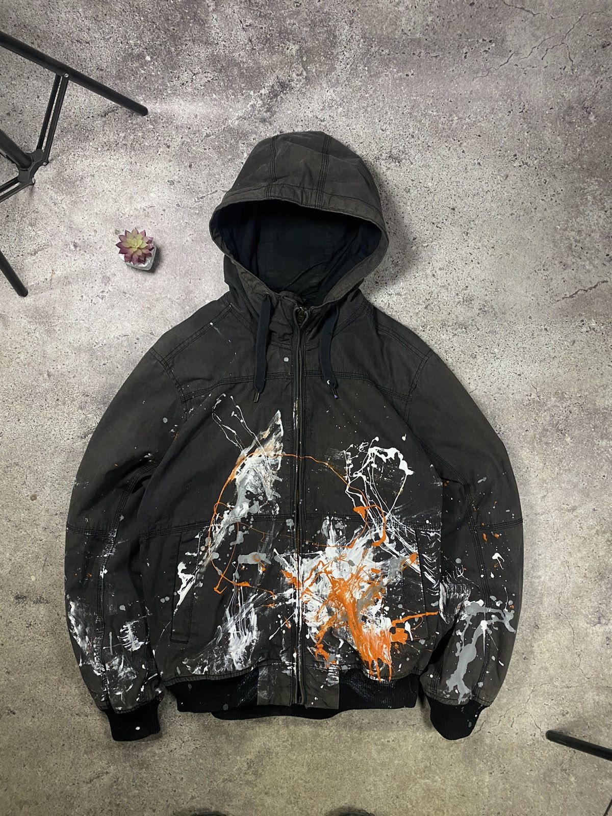 Carhartt Crazy LOGG Carhartt Style Paint Distressed Workwear Jacket Size US XL / EU 56 / 4 - 1 Thumbnail