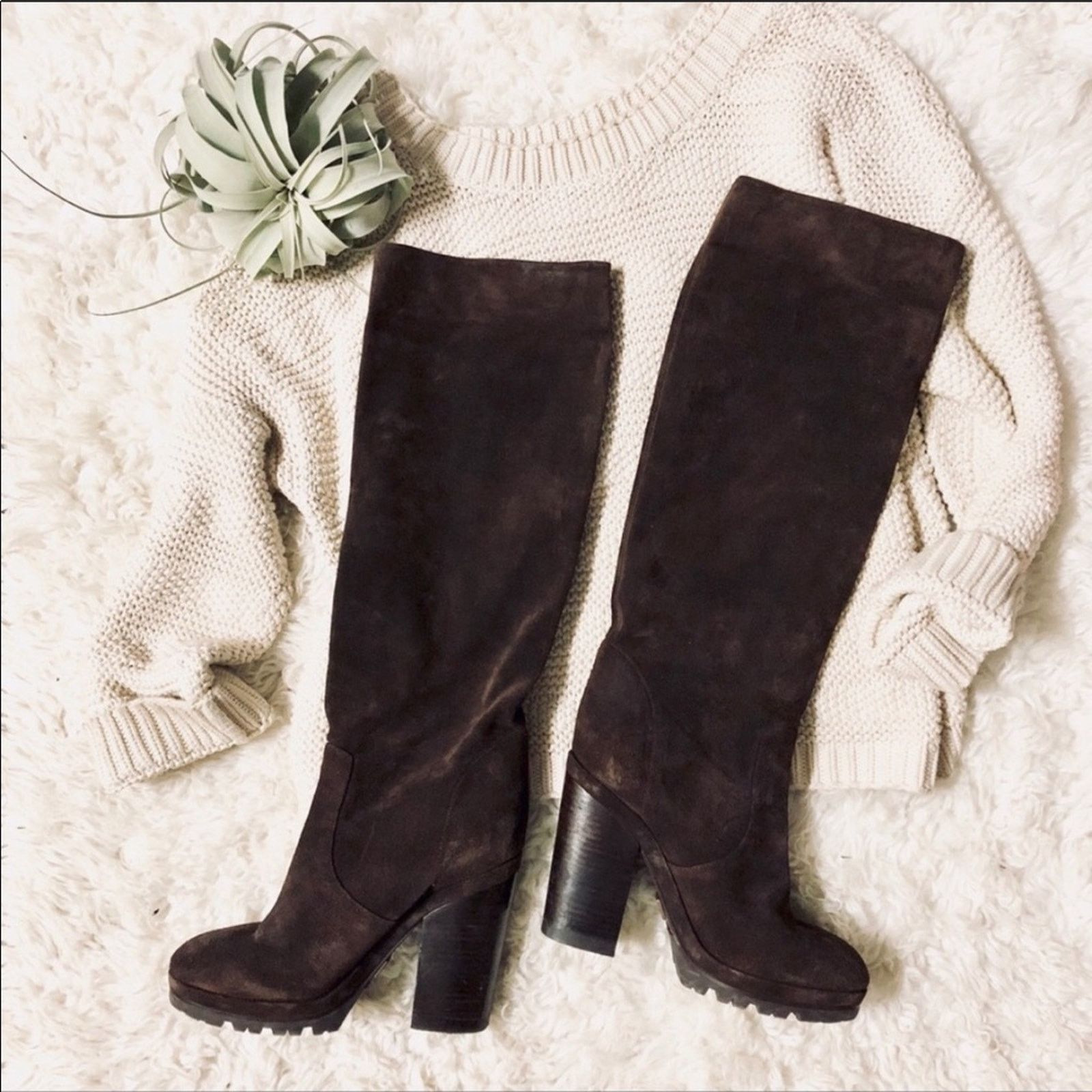 Michael Kors MICHAEL KORS COLLECTION Chocolate Suede Leather Heel Boot 9 Size US 9 / EU 42 - 6 Thumbnail