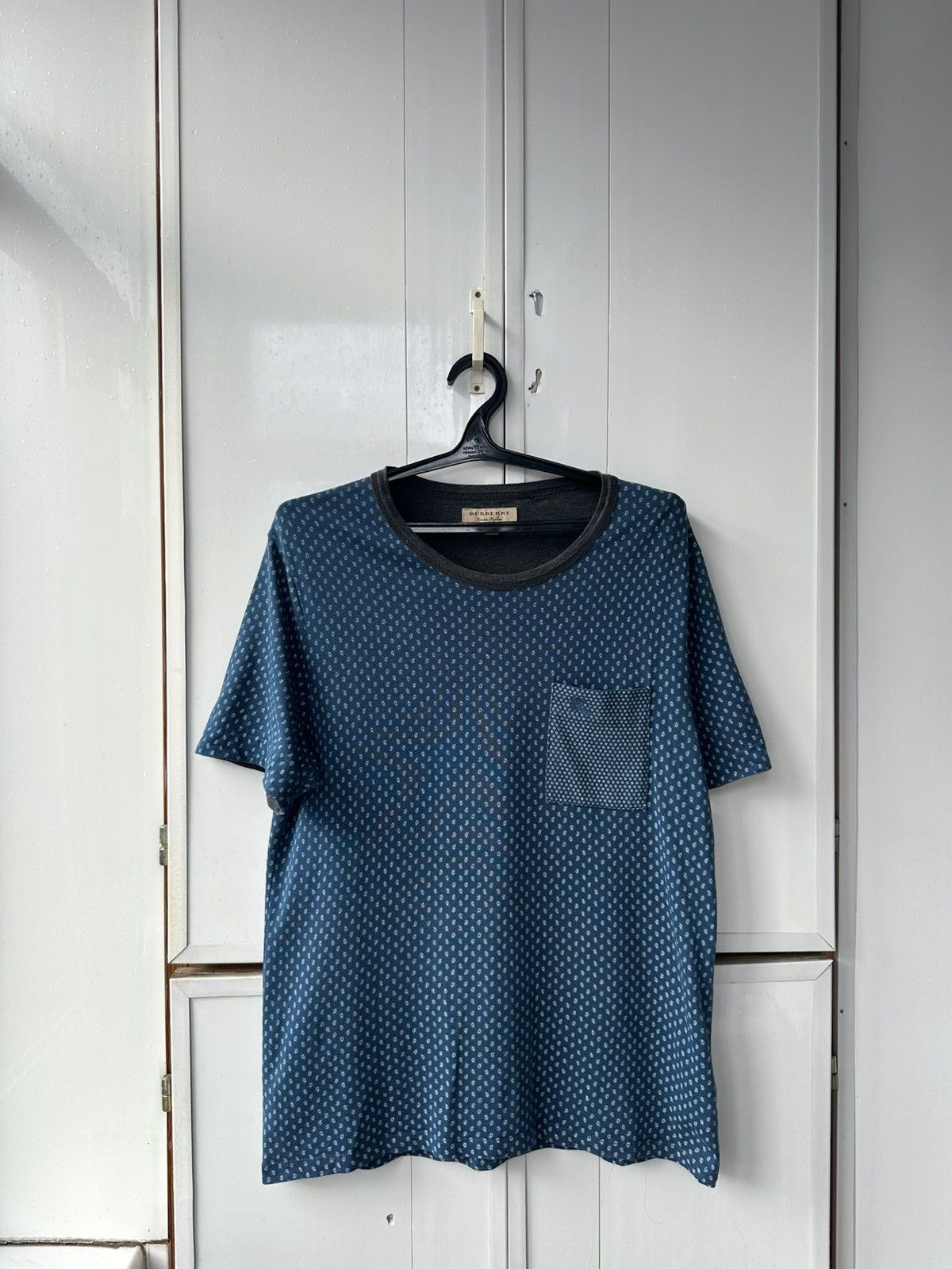 Burberry Vintage Monogram Burberry T-shirt Size US L / EU 52-54 / 3 - 1 Thumbnail