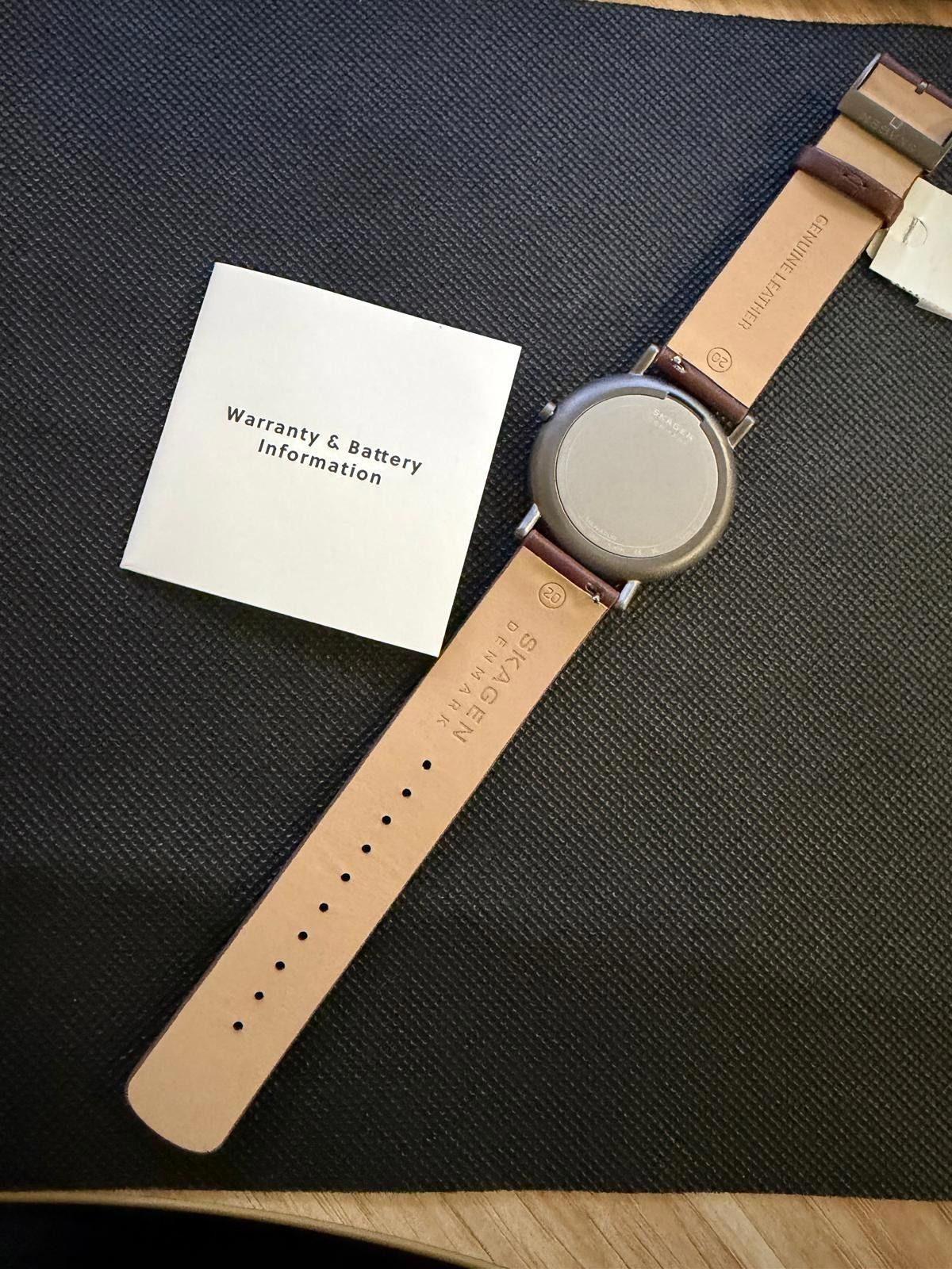 Skagen SkagenWomen'sSignaturThree-HandRedWoodLeatherStrapWatch,40mm Size ONE SIZE - 5 Thumbnail