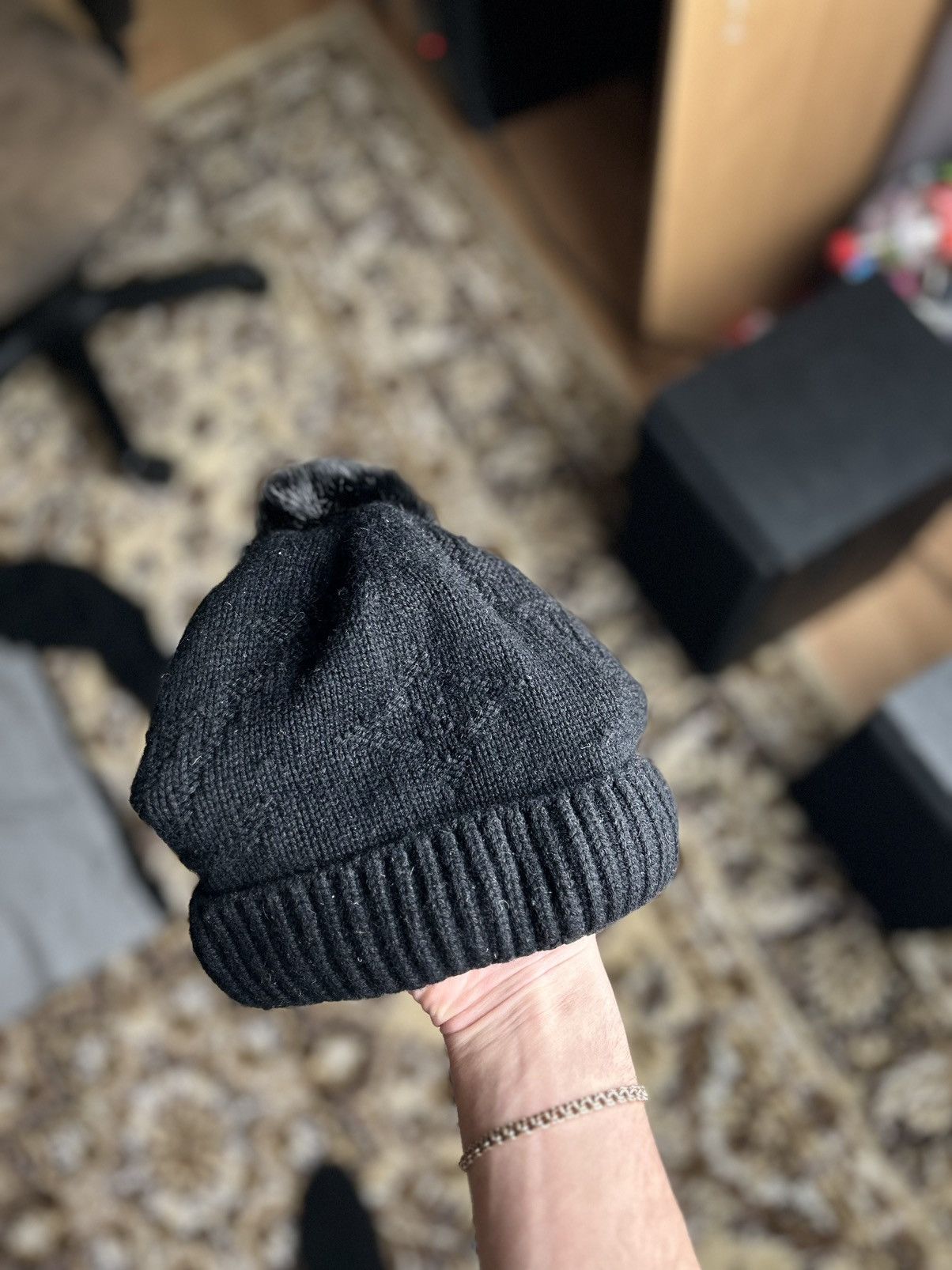 Louis Vuitton Black Monogram Hat Louis Vuitton 100% Cashmere Mink Size ONE SIZE - 6 Thumbnail