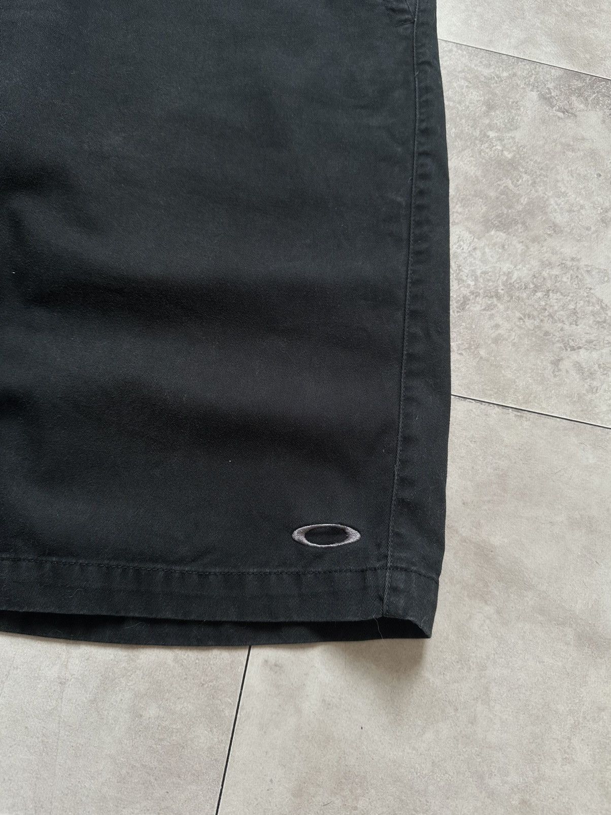 Oakley × Vintage Vintage Oakey Black Cotton Mini Logo Outdoor Shorts Size 38 Size US 38 / EU 54 - 5 Thumbnail
