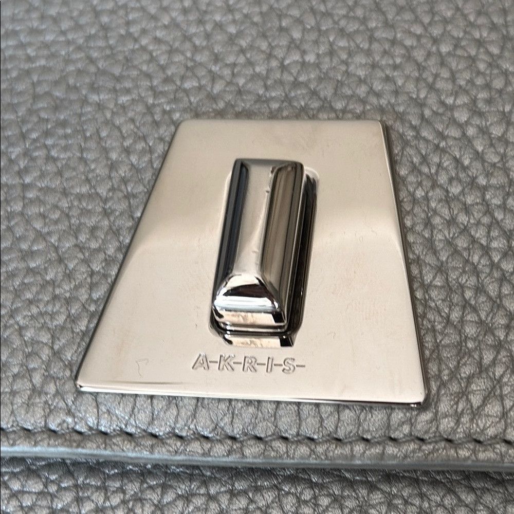 Akris Akris Silver Gray Clutch with Sleek Minimalist Design Size ONE SIZE - 2 Thumbnail