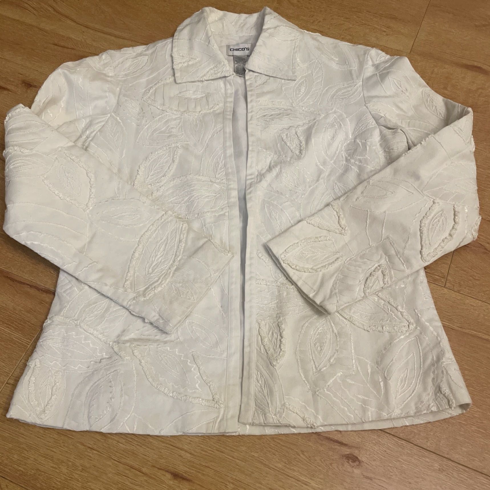 Vintage VINTAGE Chico’s Blazer Jacket Floral Embroidery Leaf Botanical Ivory S Women Size S VTG Size S / US 4 / IT 40 - 5 Thumbnail