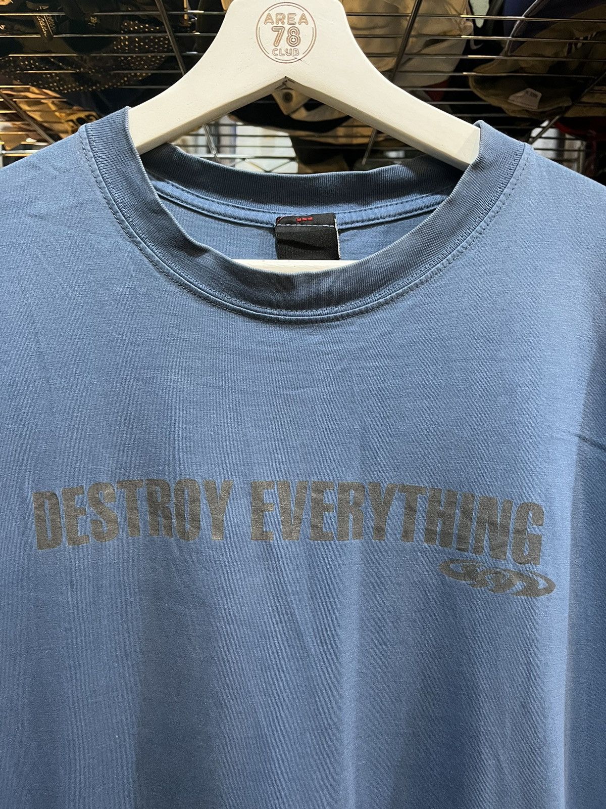 Vintage Destroy Everything Skateboard Tee 00s Size US L / EU 52-54 / 3 - 2 Thumbnail