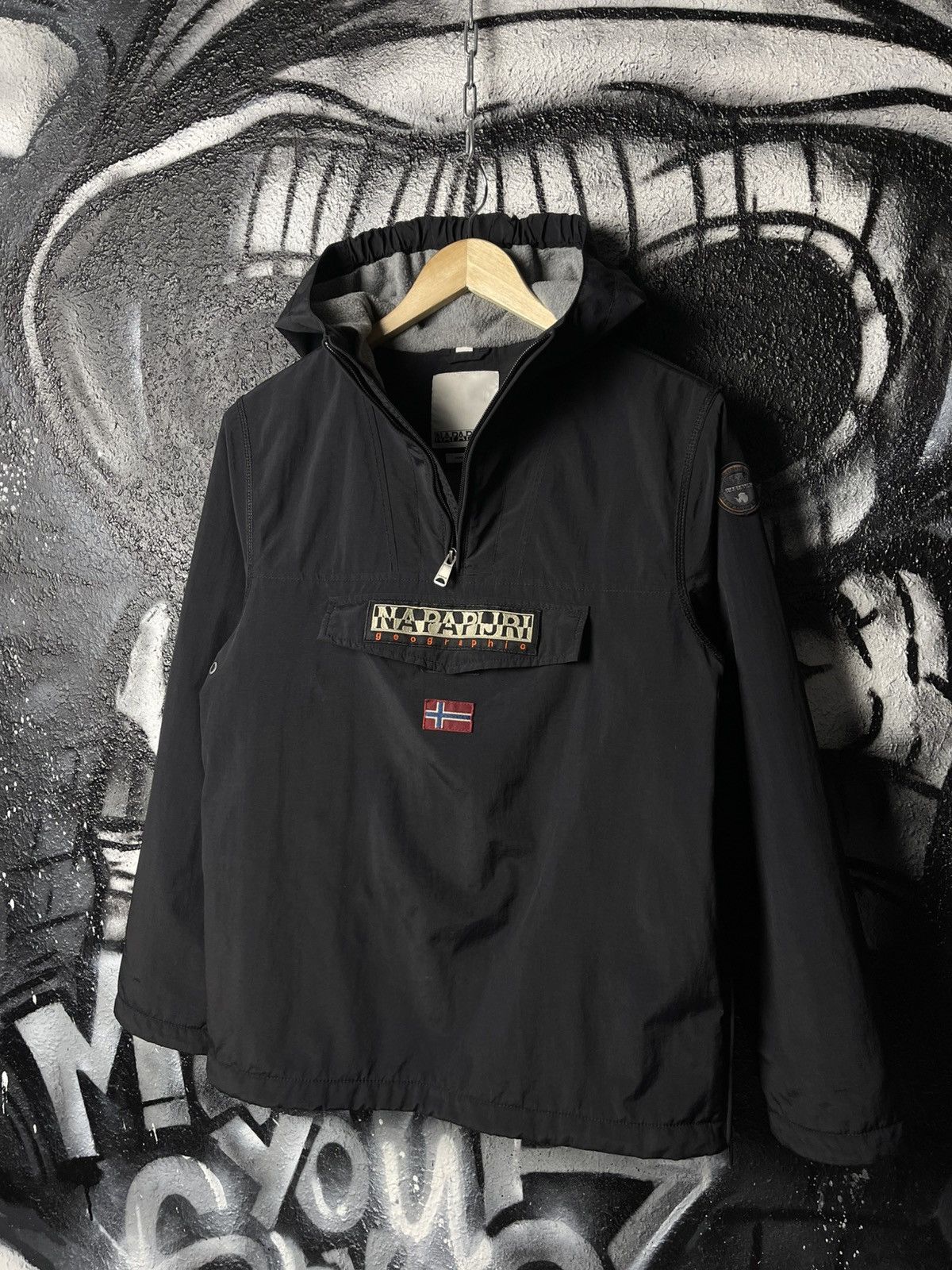 Napapijri Napapijri Rainforest Winter Black Jacket Teenage Size 14/162 Size US XS / EU 42 / 0 - 1 Thumbnail