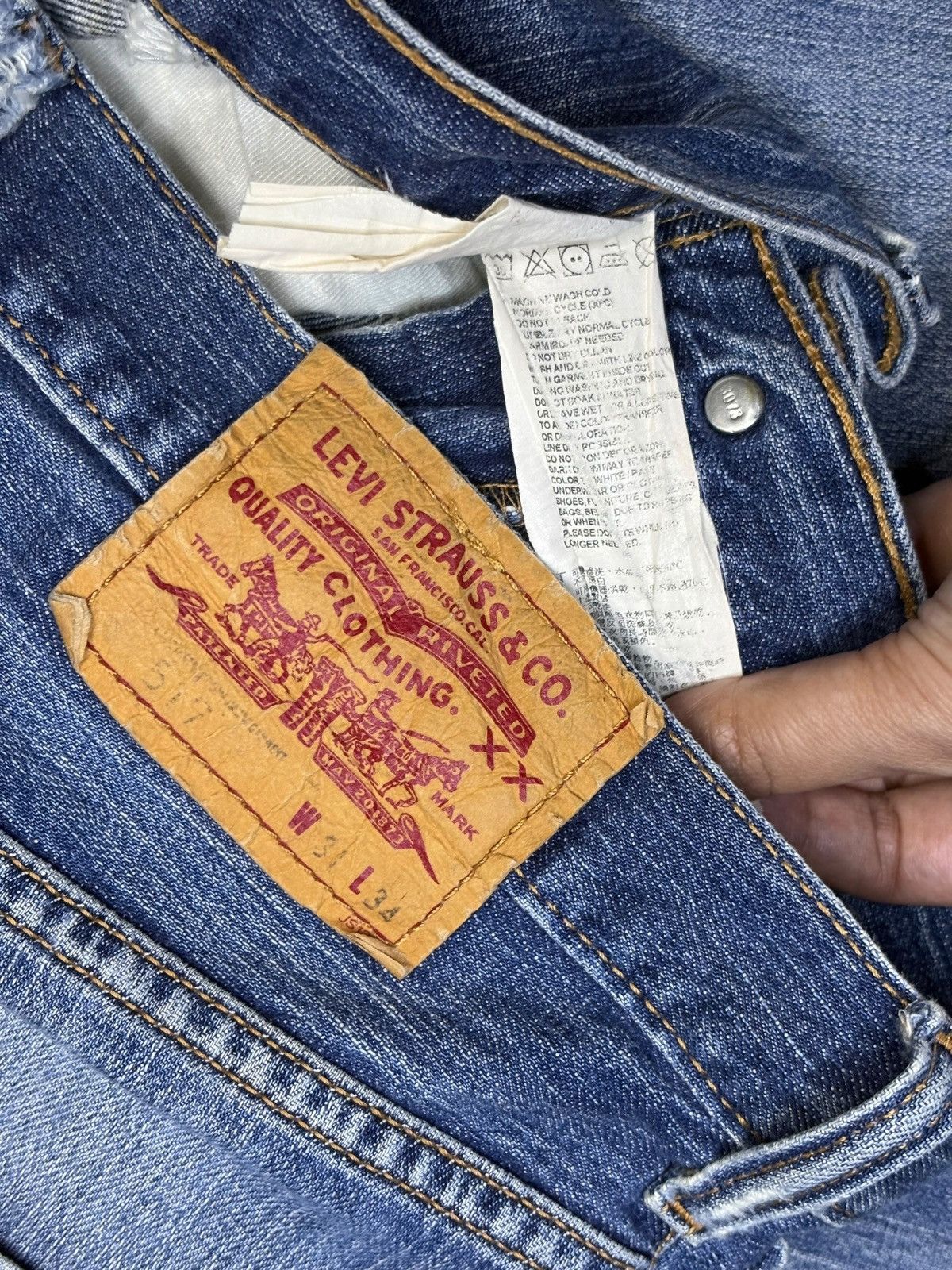 Levi's × Levi's Vintage Clothing Vintage 90s Levis 517 Faded Wash Distressed Flare Jeans Size US 30 / EU 46 - 11 Thumbnail
