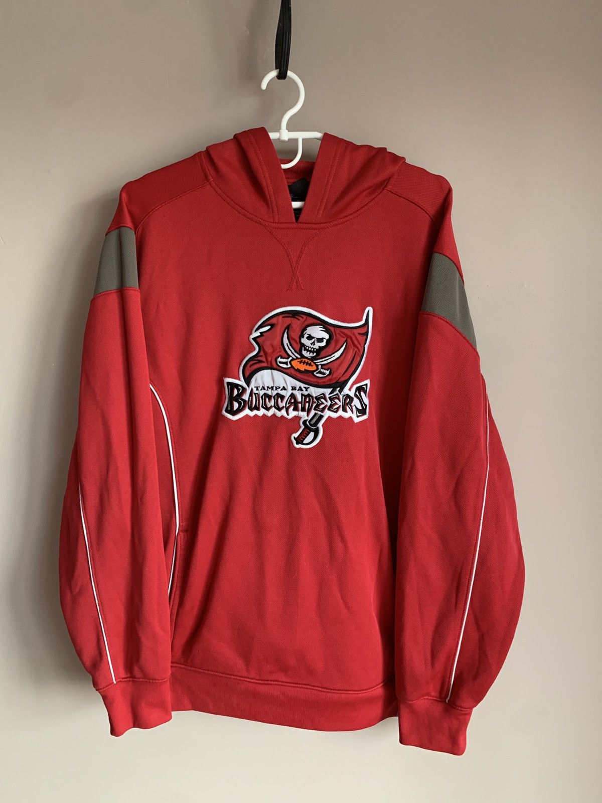 Reebok Tampa Bay Buccaneers NFL Hoodie Jacket Reebok Medium Size US M / EU 48-50 / 2 - 1 Thumbnail