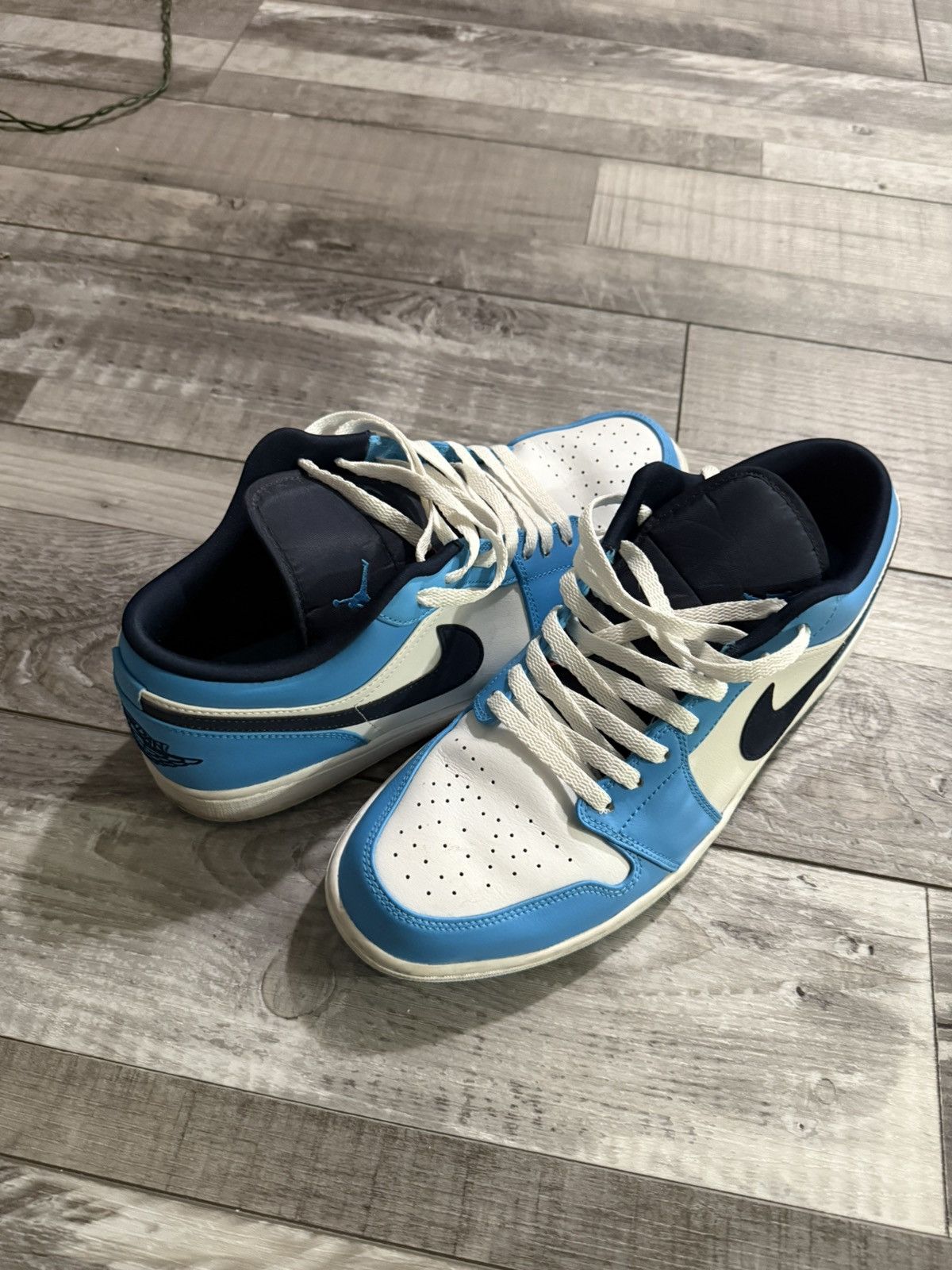 Jordan Brand Nike Air Jordan 1 Low UNC Size US 13 / EU 46 - 2 Thumbnail