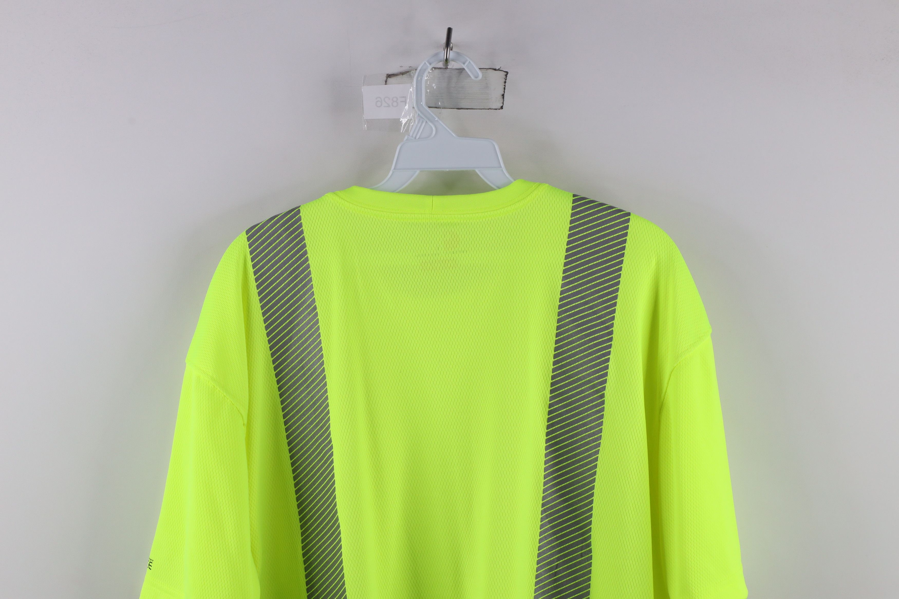 Carhartt × Vintage Vintage Carhartt Reflective Work Emergency Pocket T-Shirt Size US L / EU 52-54 / 3 - 11 Thumbnail