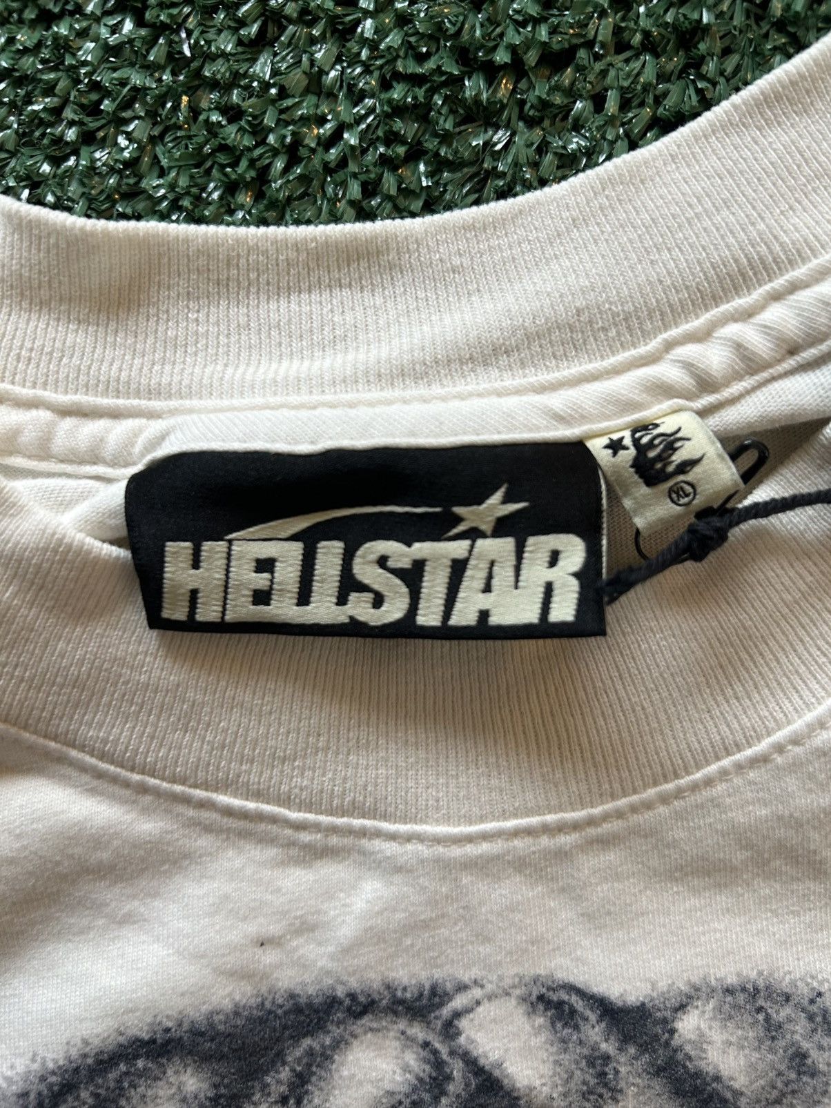 HELLSTAR HELLSTAR “JESUS EYES” CASPULE 12 TEE Sz XL BNWT Size US XL / EU 56 / 4 - 3 Thumbnail