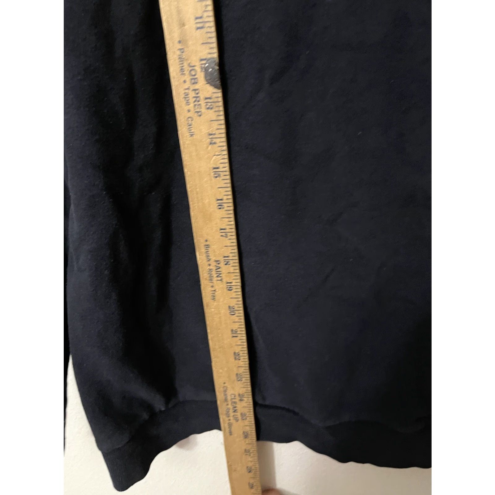 Under Armour Under Armour Hoodie Mens Size M Black Logo Fleece Pullover Sweatshirt Distressed Vintage 90s Mens Clothing Size US M / EU 48-50 / 2 - 4 Thumbnail