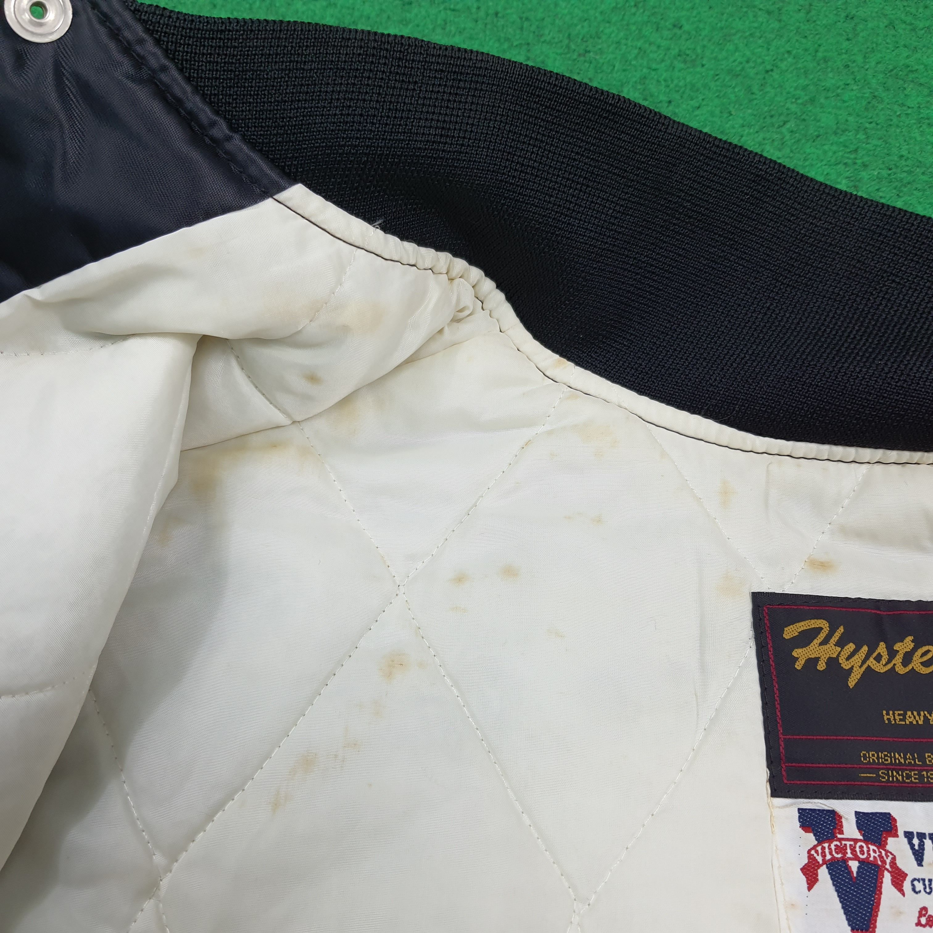 Hysteric Glamour Vintage Hysteric Glamour Hysteric Heavy Satin Bomber C303N3 Size US L / EU 52-54 / 3 - 9 Thumbnail