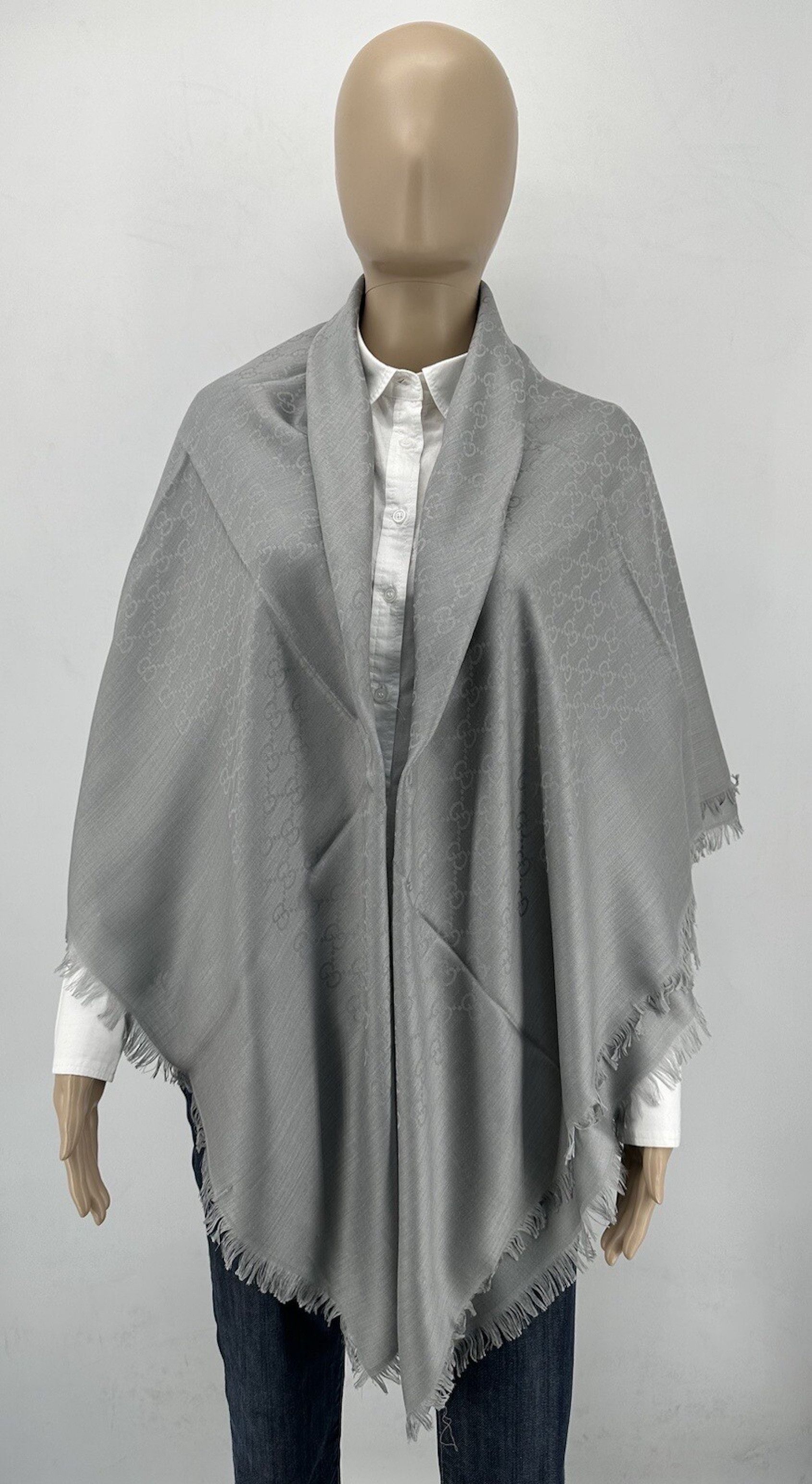 Gucci Size-135x135cm New Gucci Scarves Wool/Silk Size ONE SIZE - 3 Thumbnail