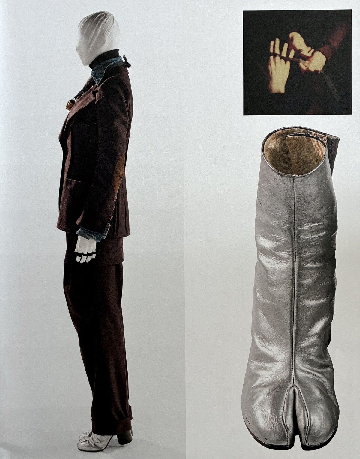 Maison Margiela Maison Margiela Archive Fashion runway photo framed 9x12 Size ONE SIZE - 2 Thumbnail