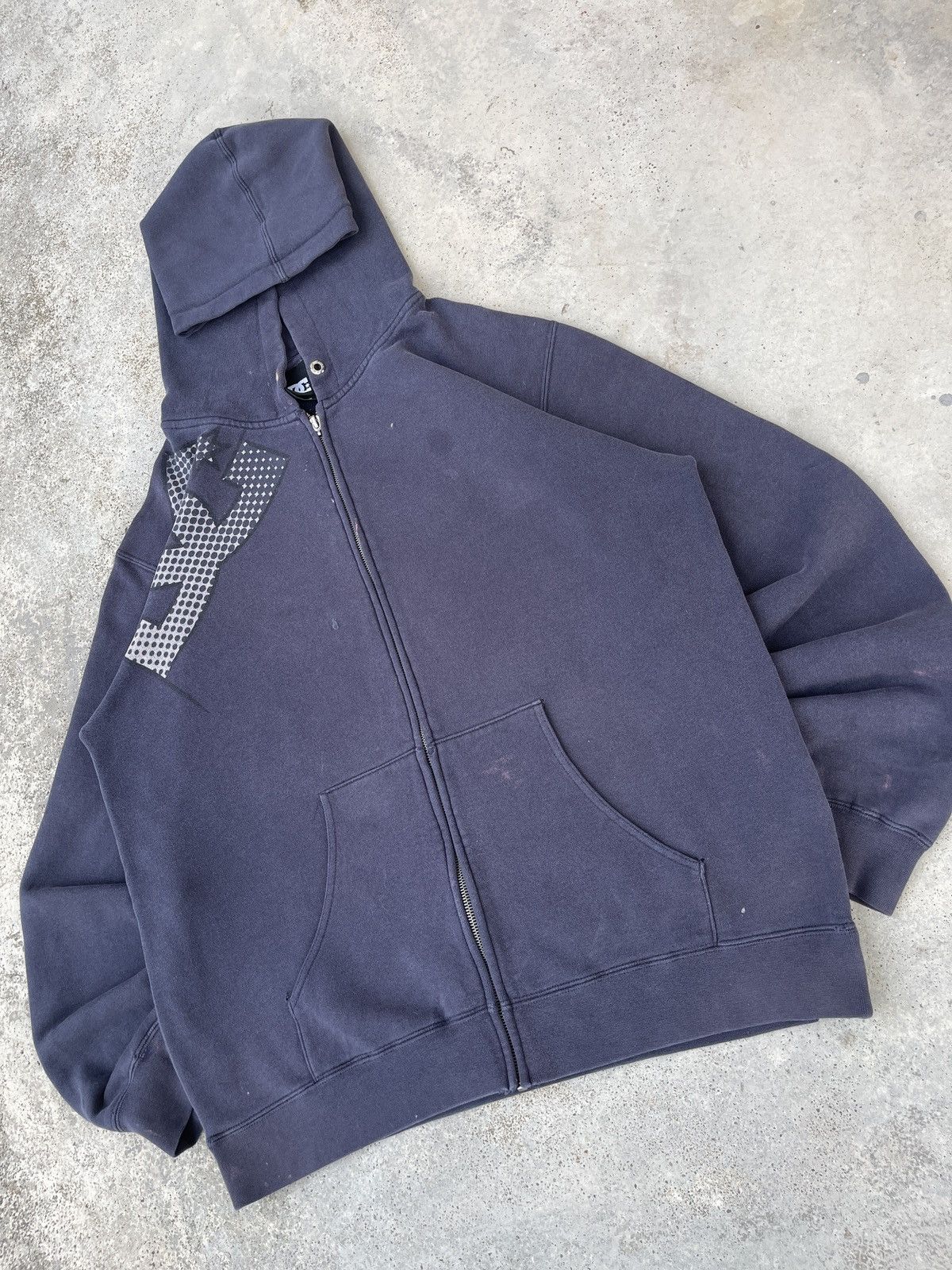 DC × Vintage Vintage Faded Navy DC Print Y2K Zip Up Hoodie Size US XL / EU 56 / 4 - 2 Thumbnail