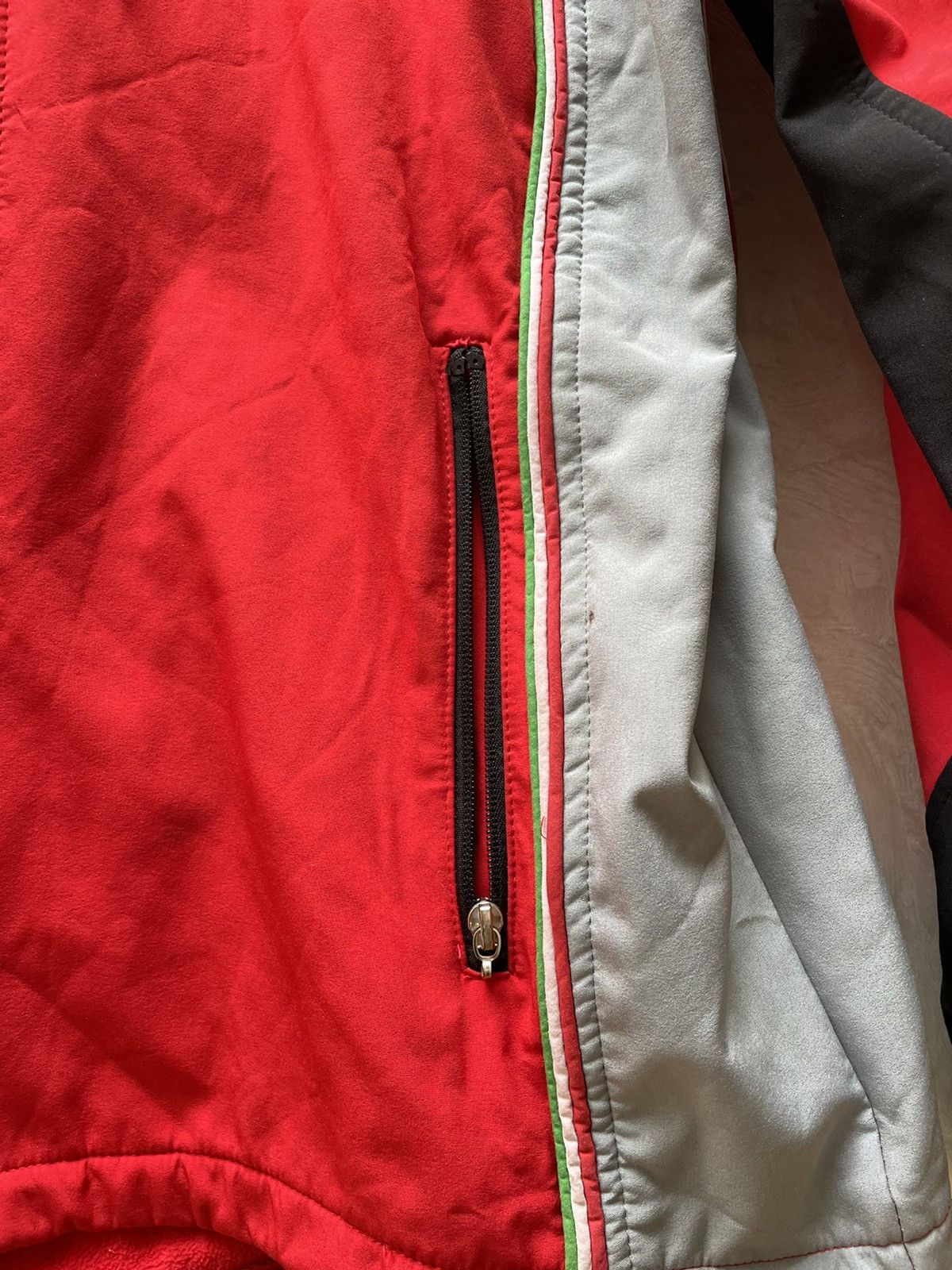 Other Milwaukee Aprilla Racing Jacket Akrapovic Firelli Full Zip Size US XL / EU 56 / 4 - 5 Thumbnail