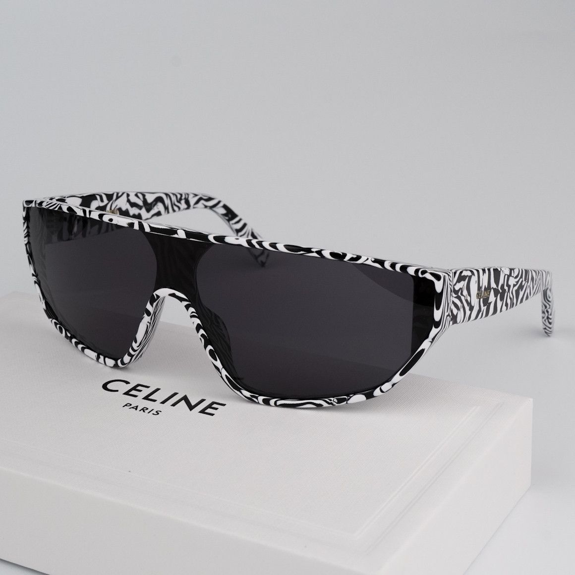 Celine NEW Celine CL40195I 04A Shield Mask Unisex Sunglasses Size ONE SIZE - 1 Thumbnail