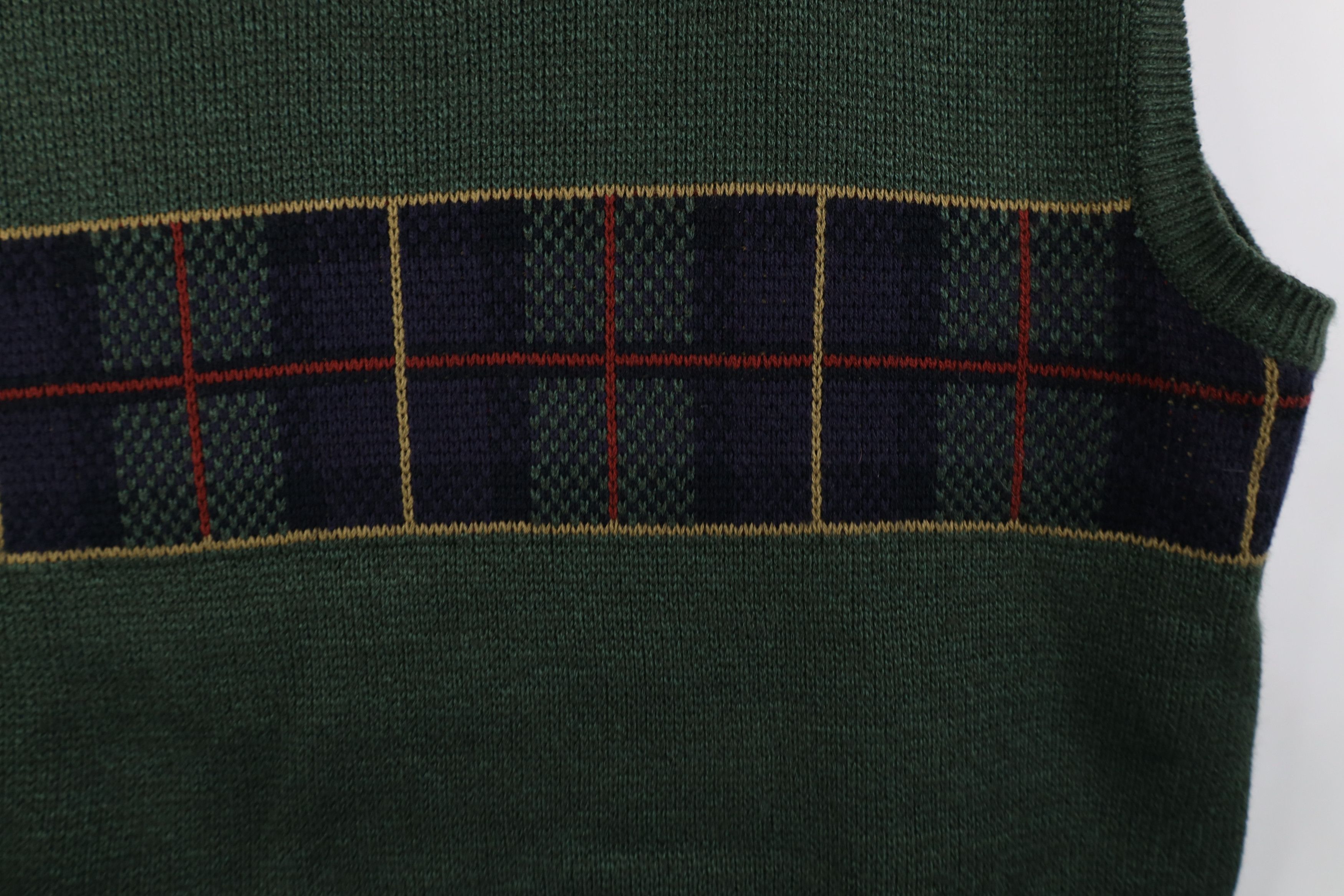 Vintage Vintage 90s Streetwear Knit V-Neck Sweater Vest Plaid Green Size US XL / EU 56 / 4 - 6 Thumbnail