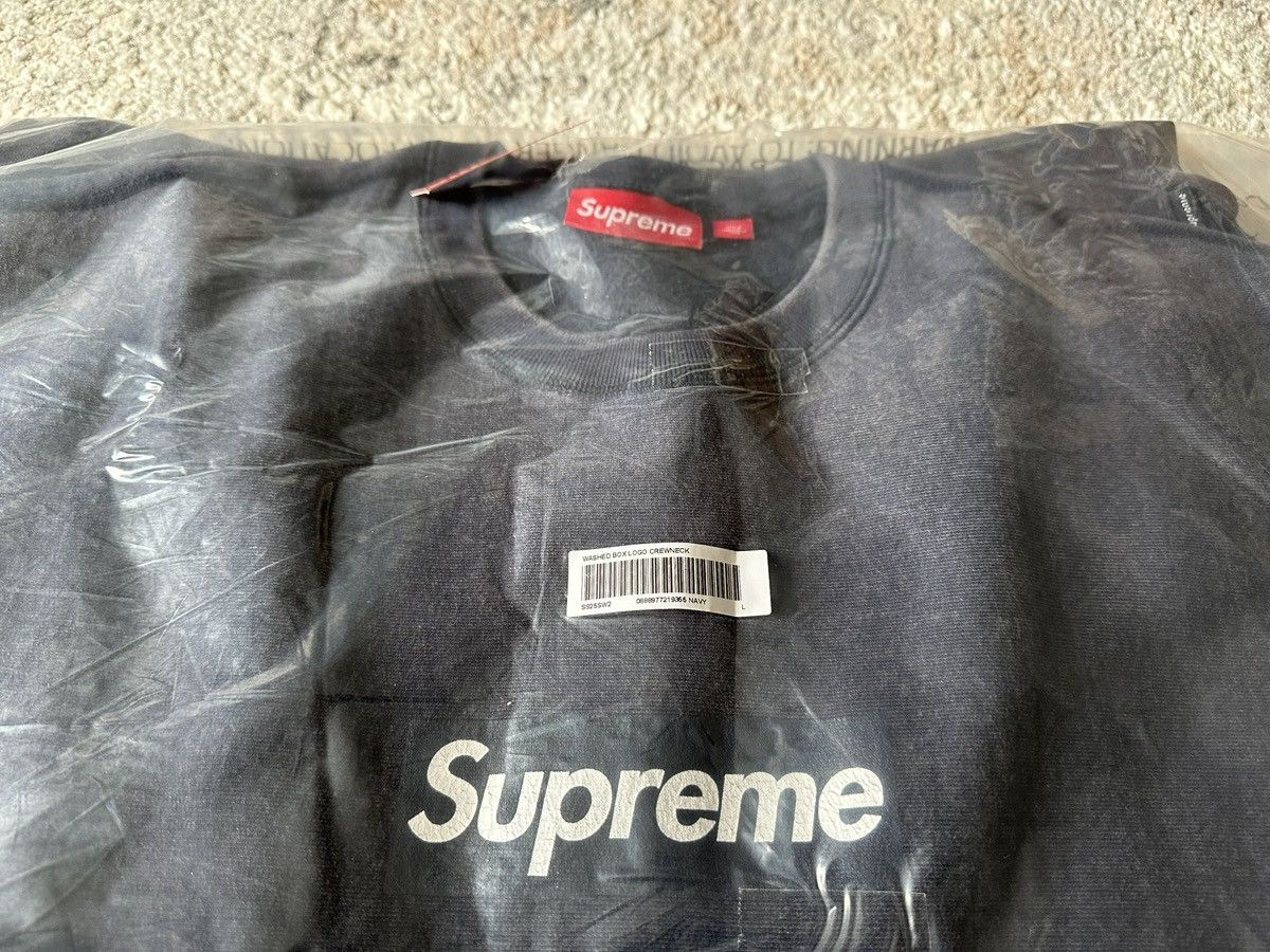 Supreme SUPREME WASHED BOX LOGO CREWNECK SS25 Size US L / EU 52-54 / 3 - 22 Thumbnail