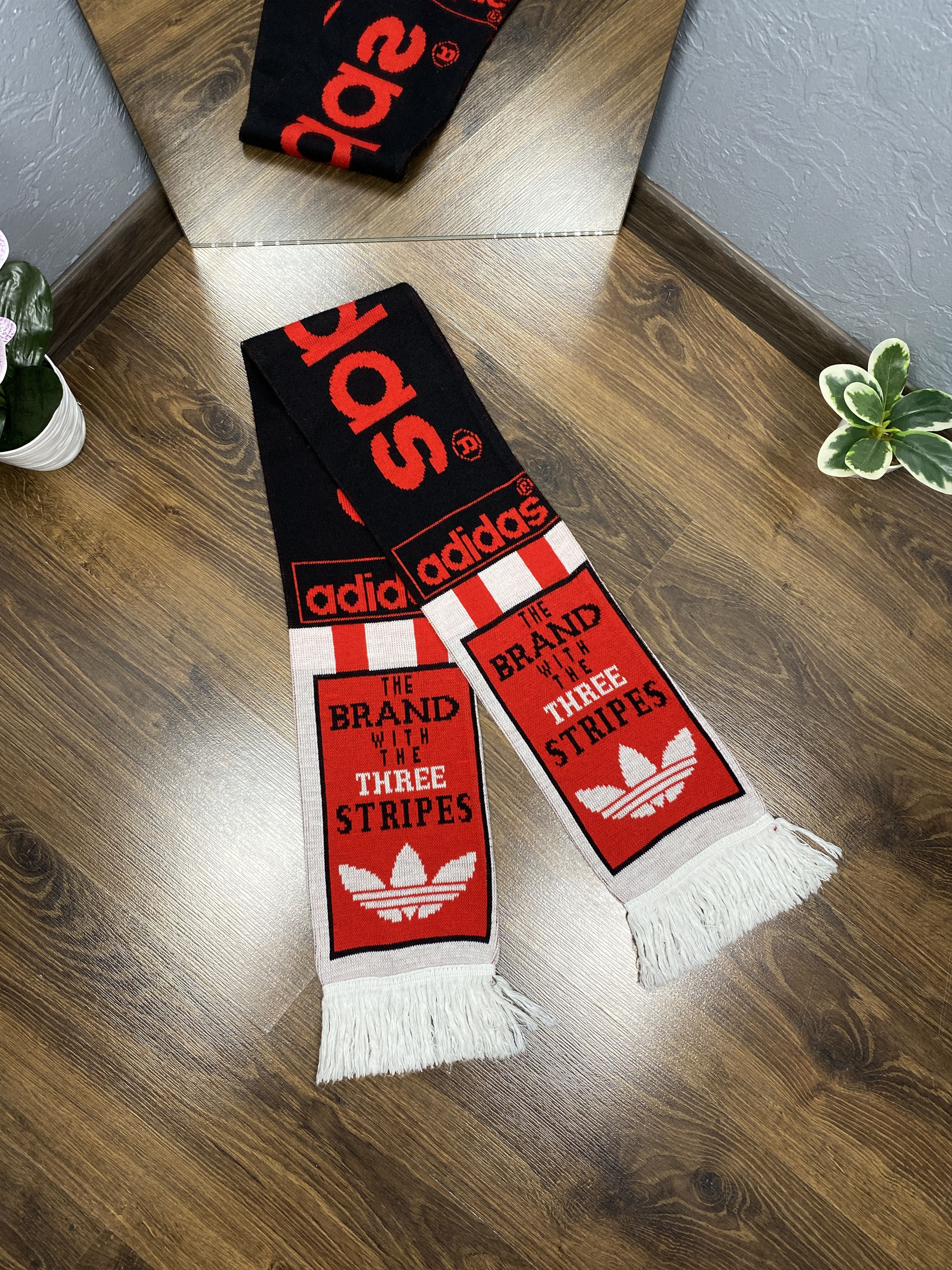 Adidas Adidas Vintage Scarf Size ONE SIZE - 2 Thumbnail